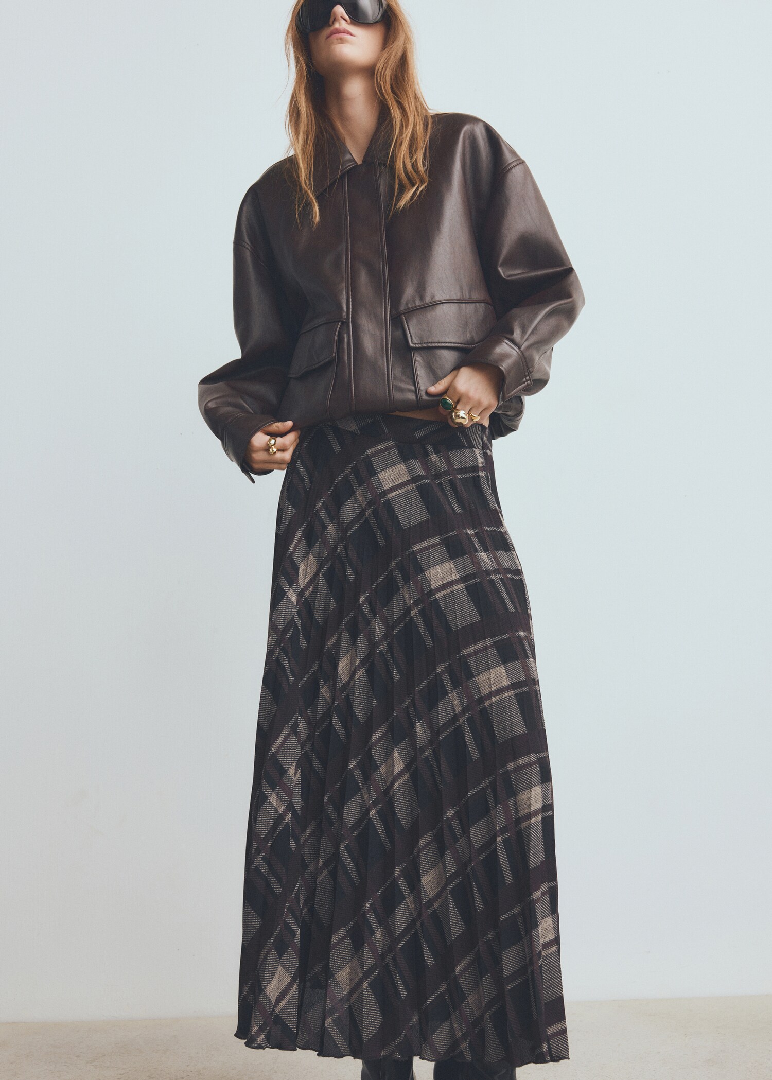 Checked long skirt - Details of the article 2