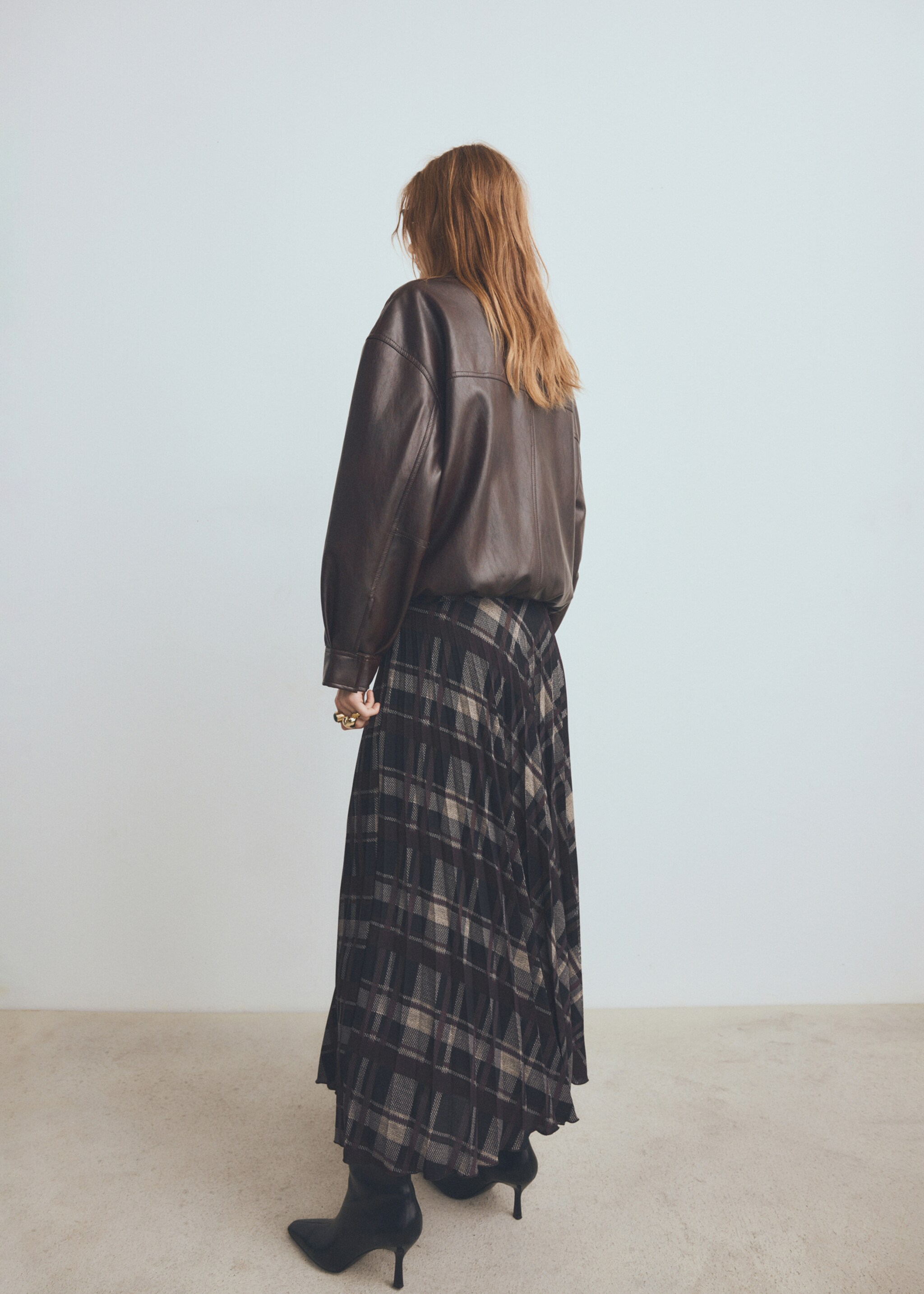 Checked long skirt - Reverse of the article, Brown. Ref: 27081319-00.