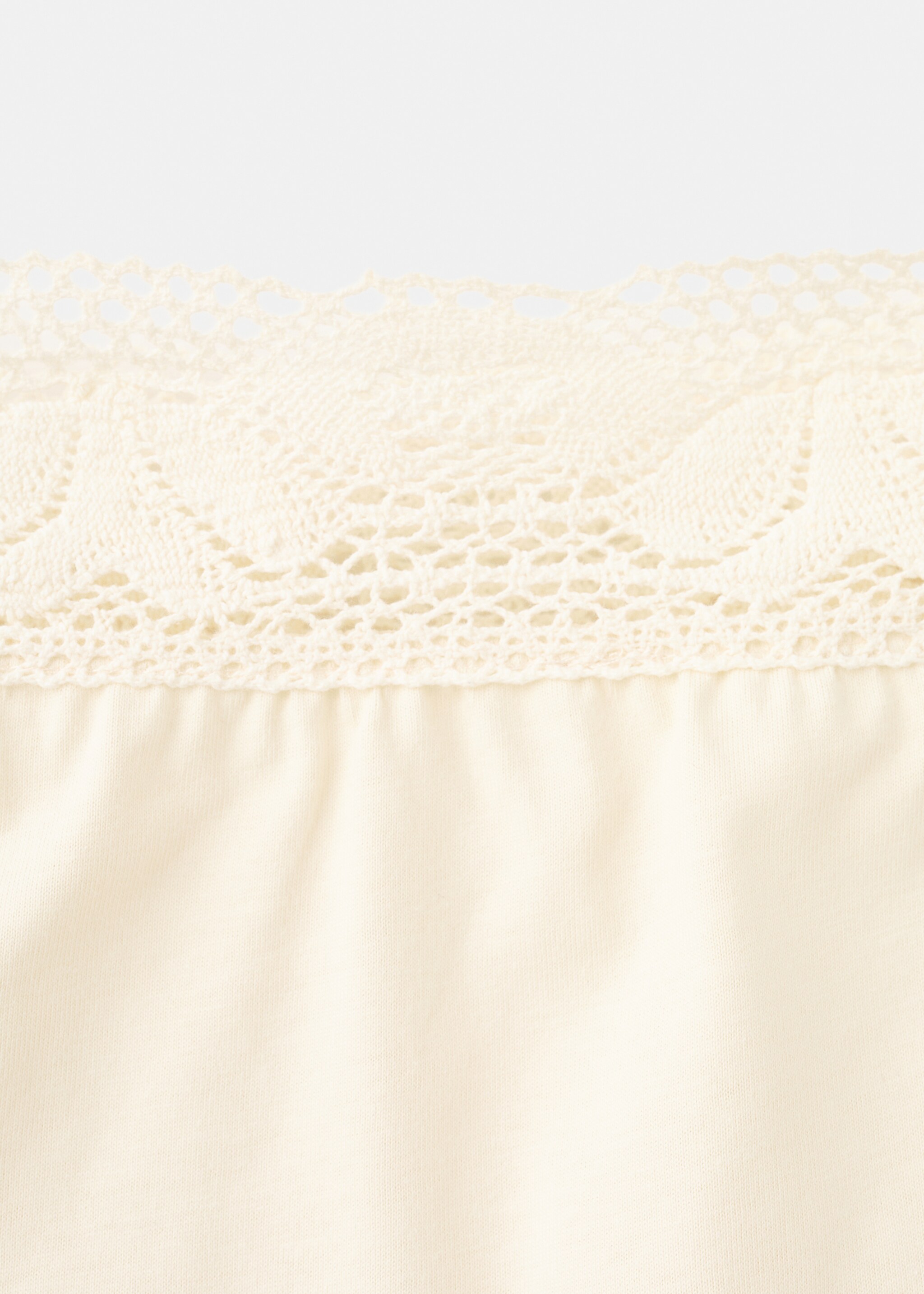 Cotton top with lace straps - Details of the article 8, Pastel Yellow. Ref: 27081321-00.