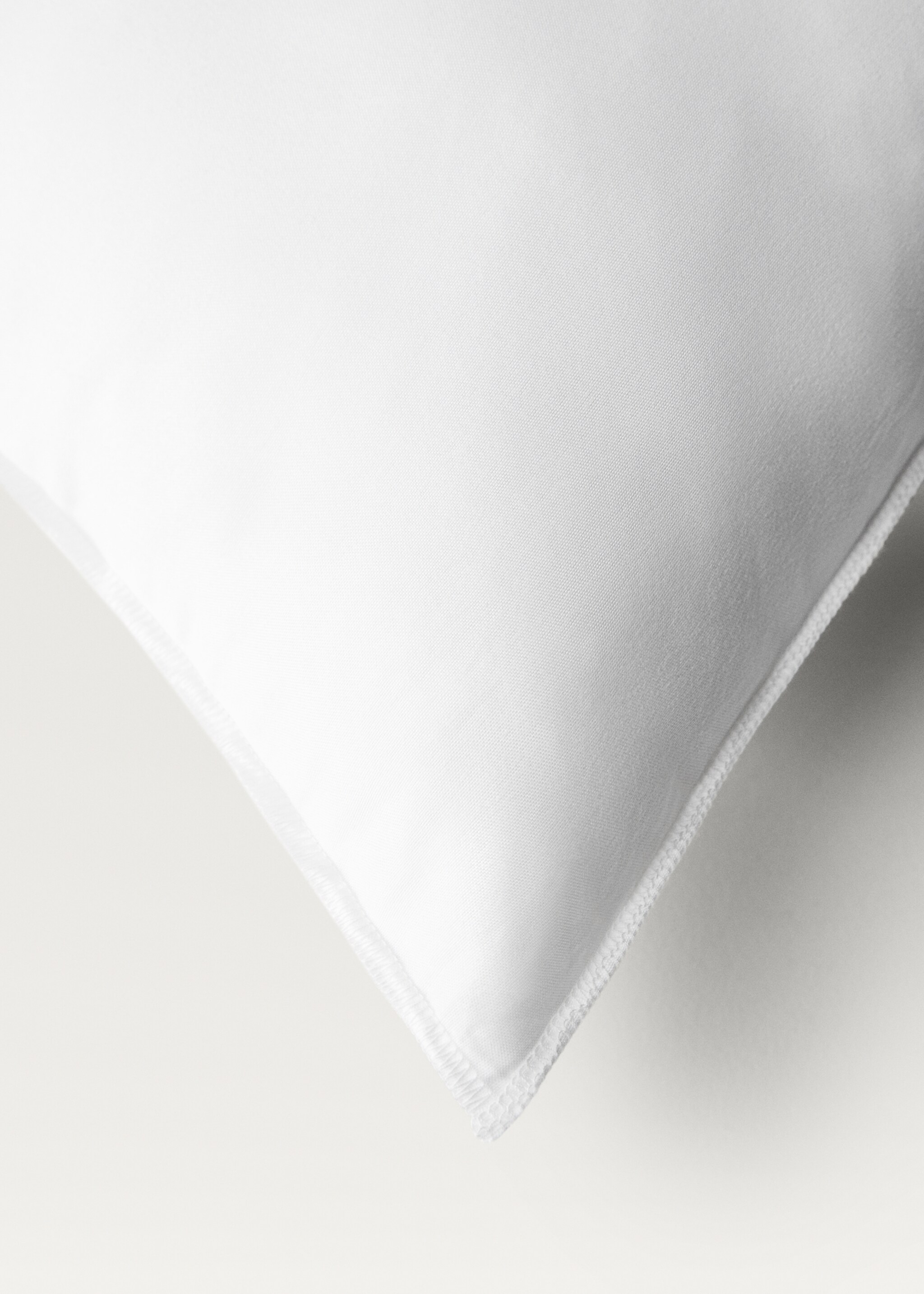 Farcit coixí microfibra 30x50cm - Detall de l'article 2, Blanc. Ref: 27081324-00.