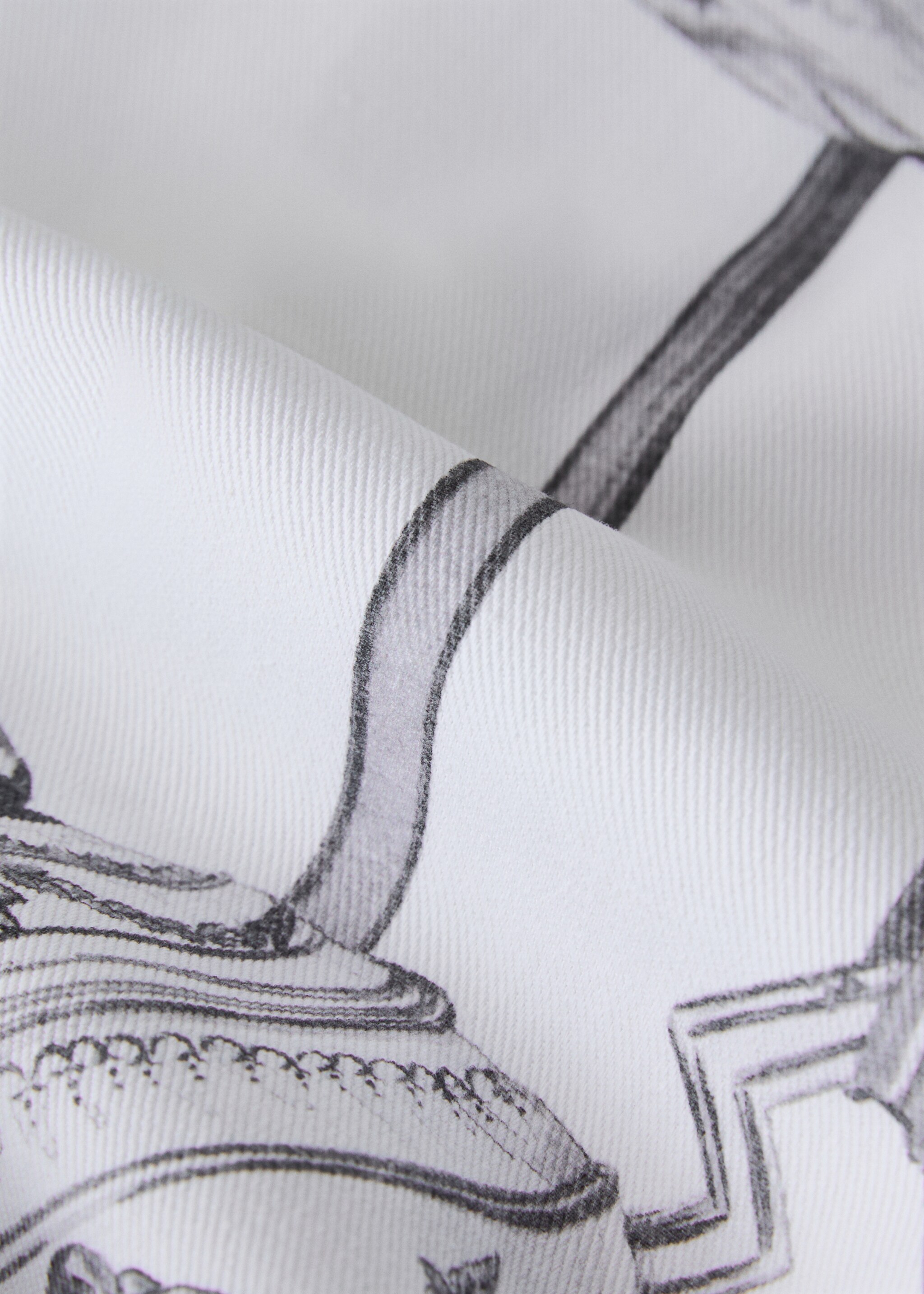 Cotton tablecloth with cup pattern for 8 to 10 guests - Details of the article 2, Grey. Ref: 27081327-00.