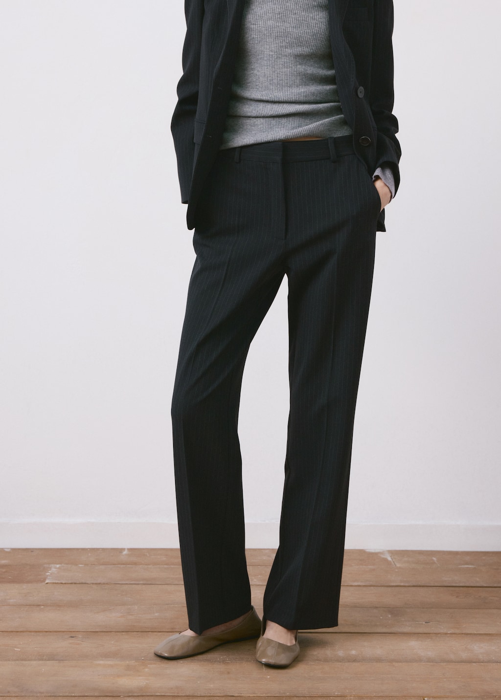 Straight-fit suit pants - image 3