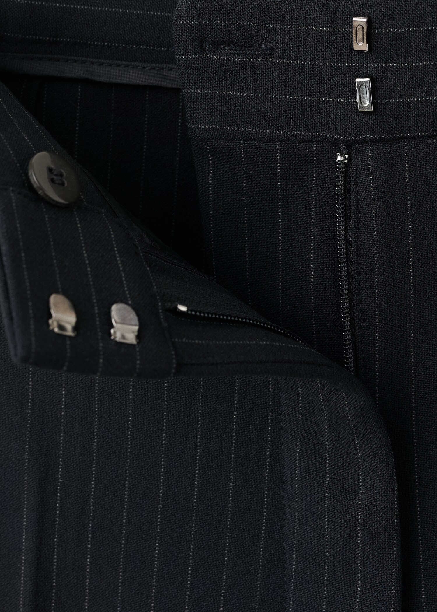 Straight-fit suit trousers - Details of the article 0