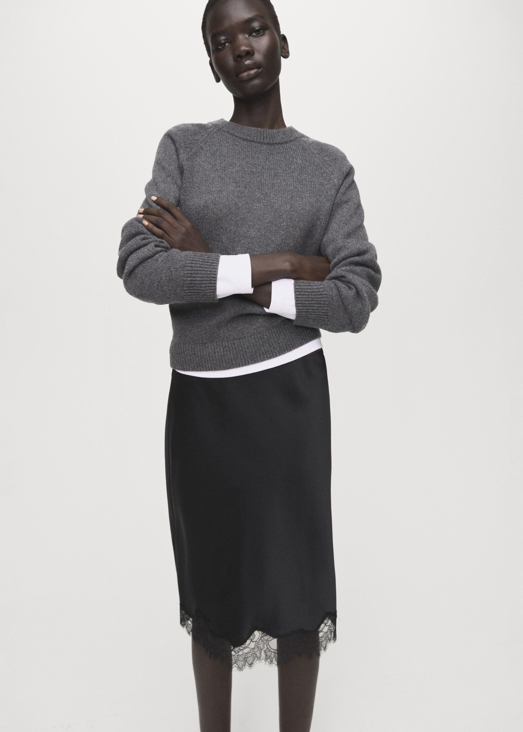 Satin lace skirt - Details of the article 1, Black. Ref: 27081334-00.