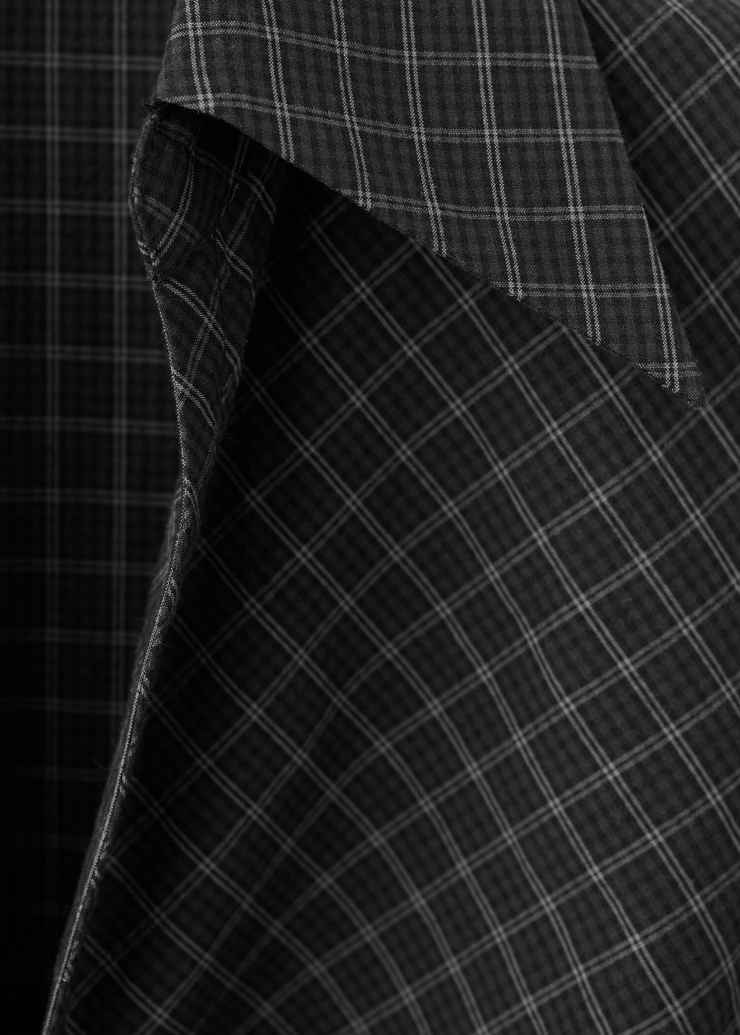 Gathered check blouse - Details of the article 8