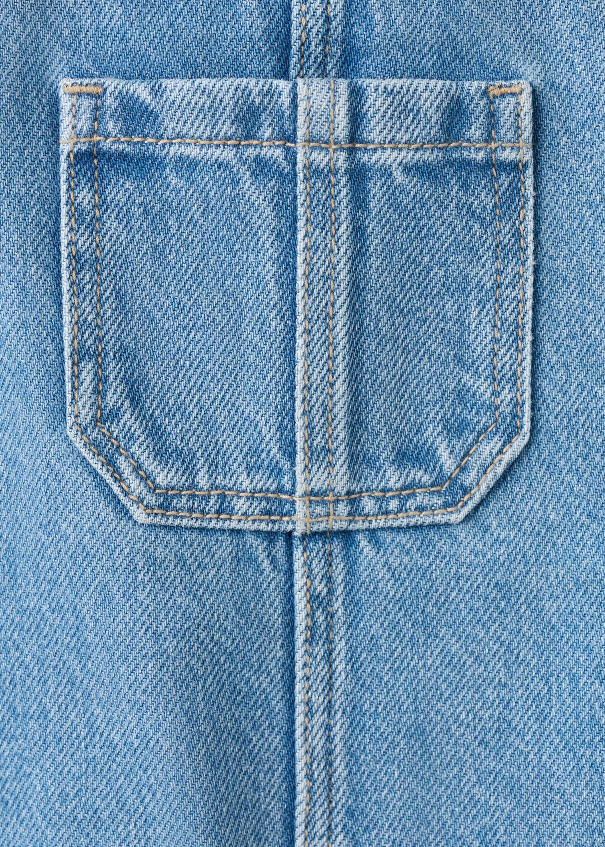 Short denim pinafore - Details of the article 8, Medium Blue. Ref: 27081508-00.