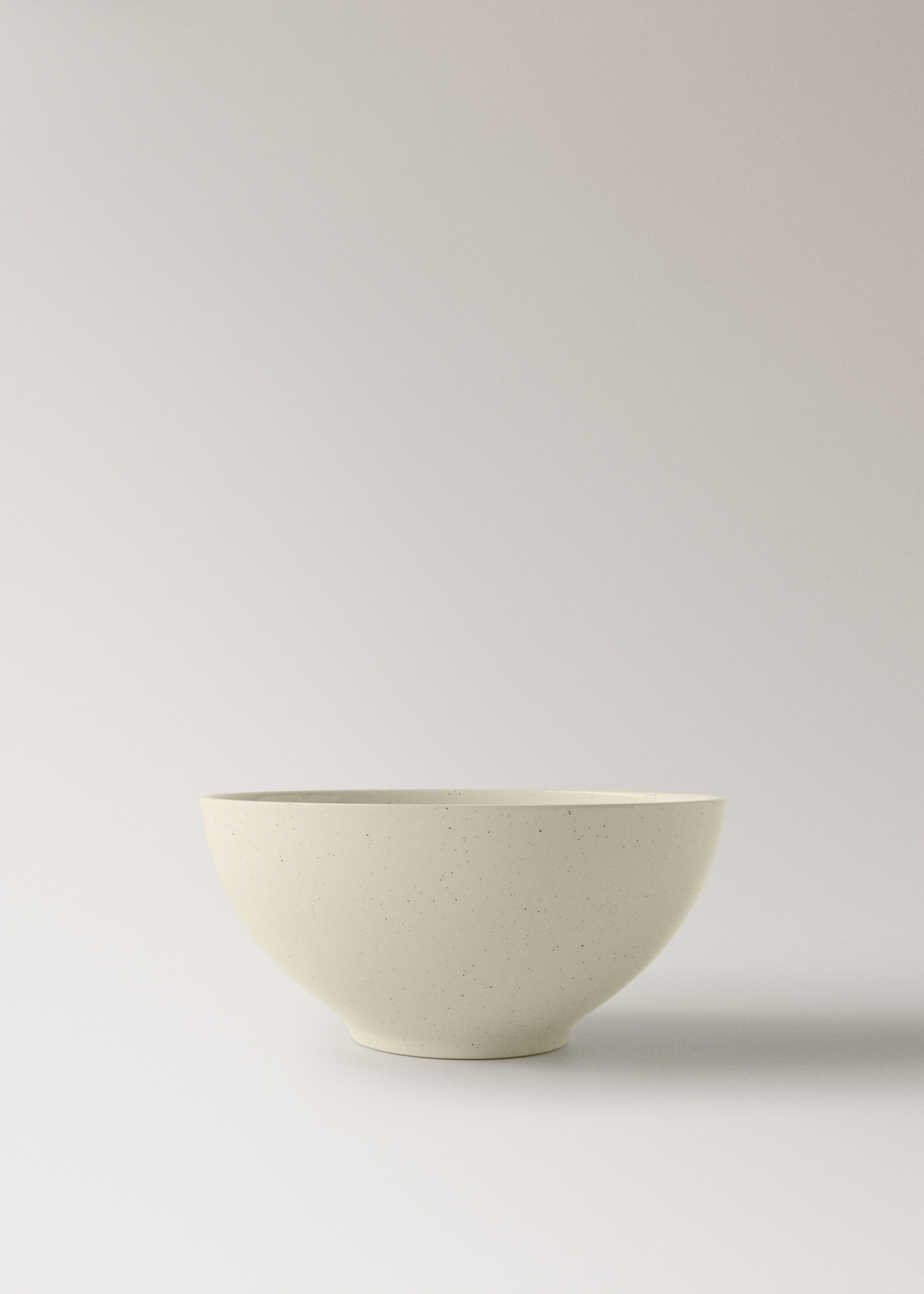 Steingut Punkte - Artikel ohne Model, Cremeweiß. Ref: 27081524-00.