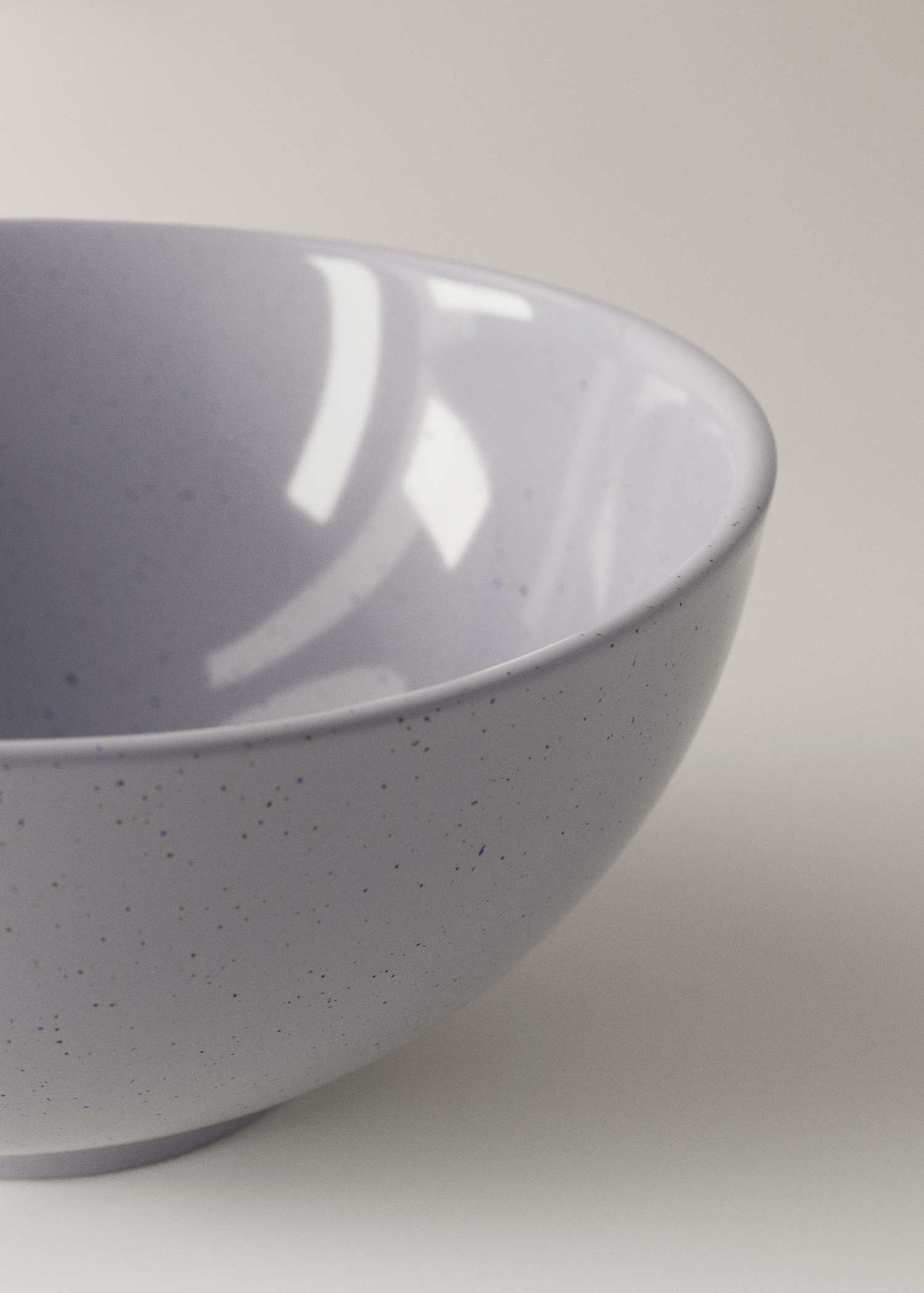 Serveringsfat i stengods med prickar - Detaljer om artikeln 2