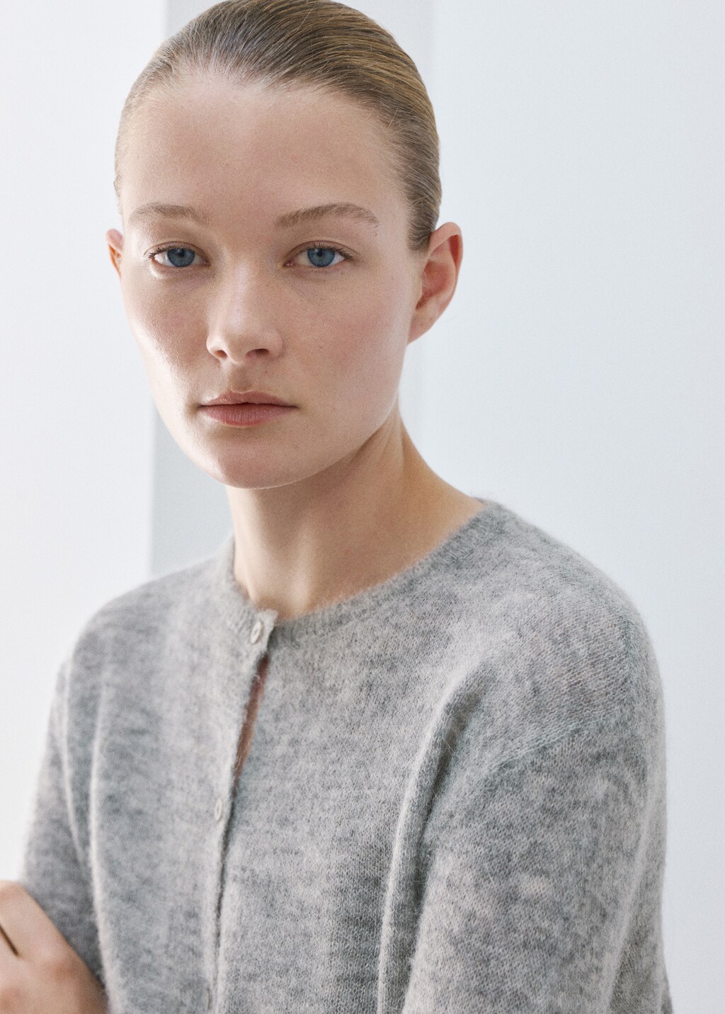 Mango Short wool cardigan