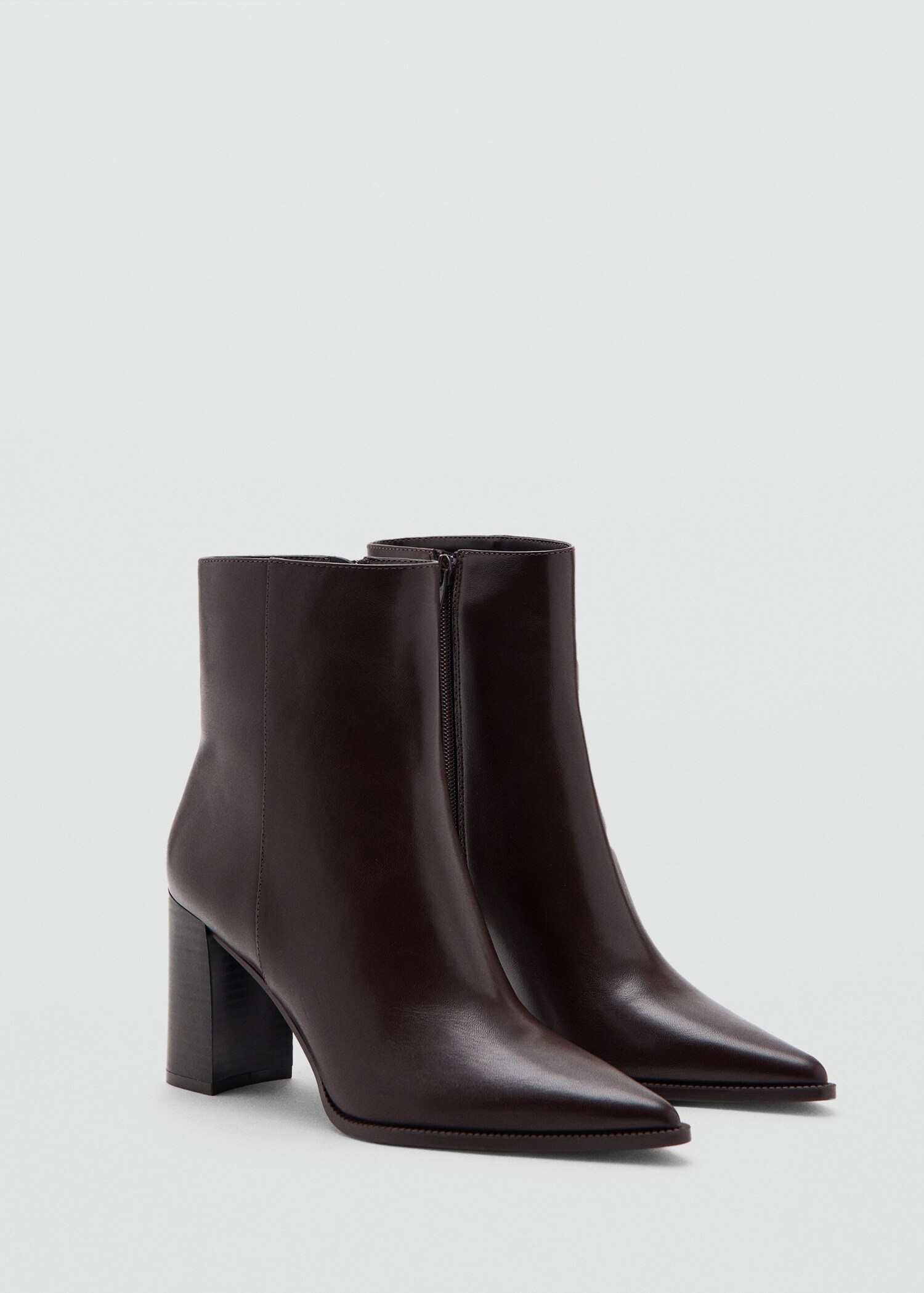 Ankle boots with block heel - Medium plane