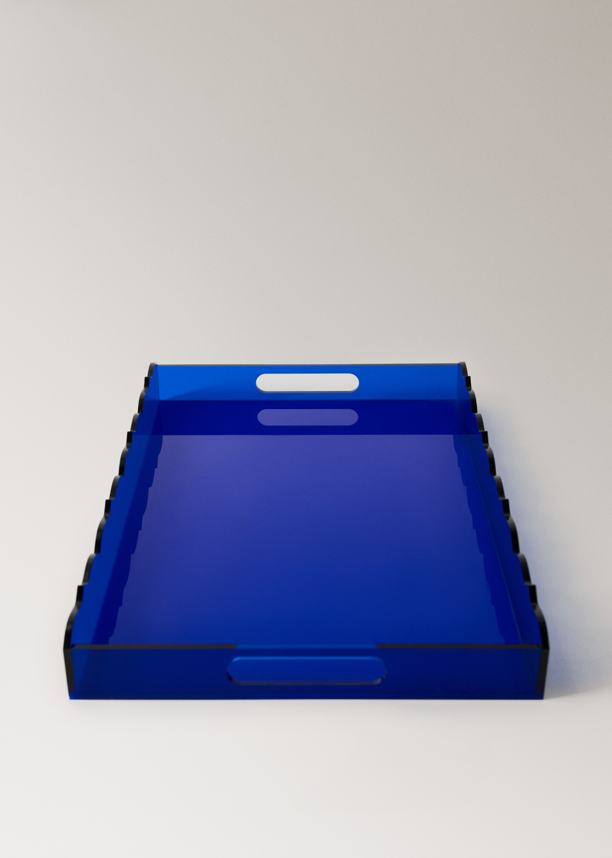 Large wavy acrylic tray in large colour - Details of the article 1, Blue. Ref: 27082895-00.