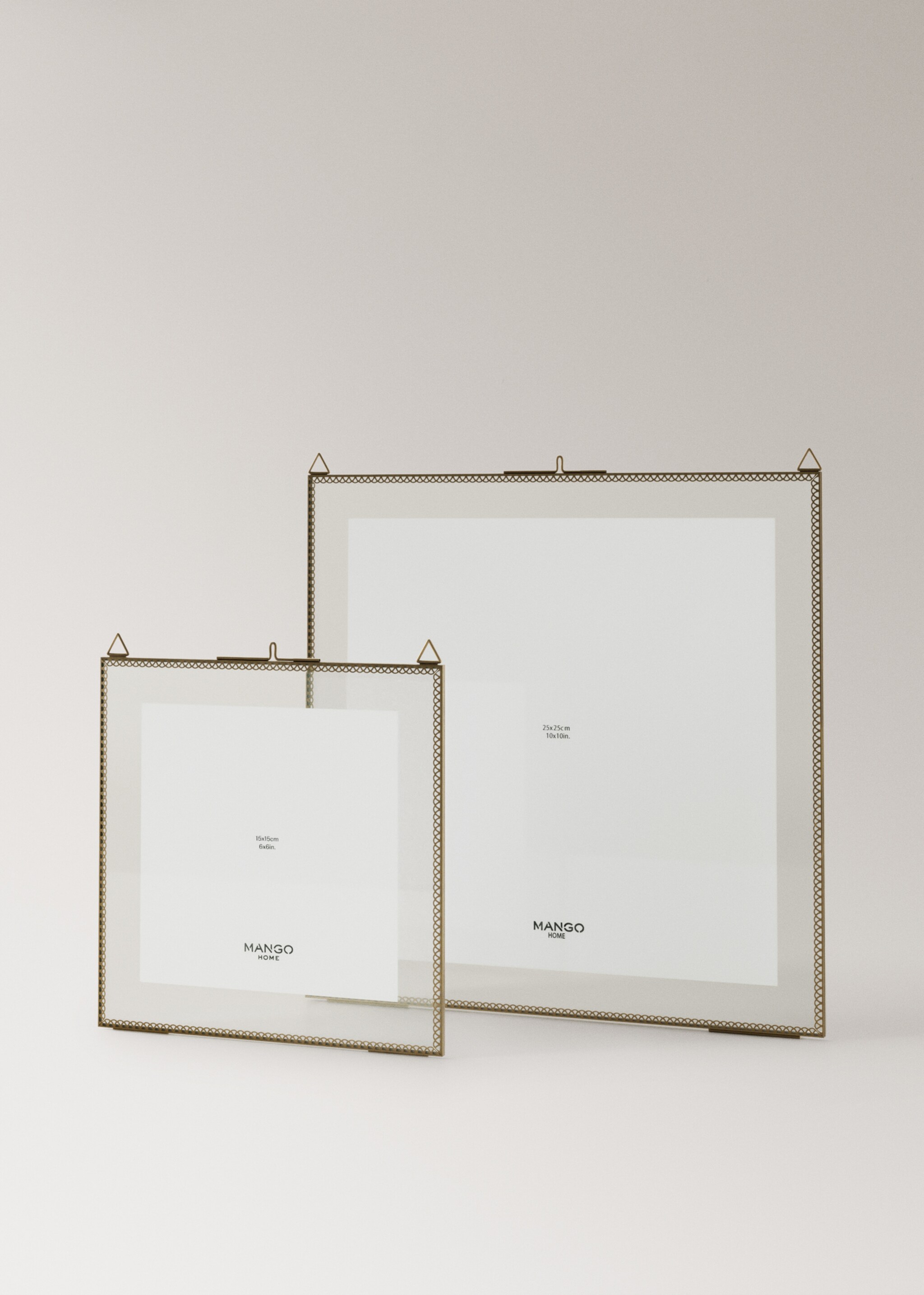 Large square metal border frame - Details of the article 3, Gold. Ref: 27082899-00.