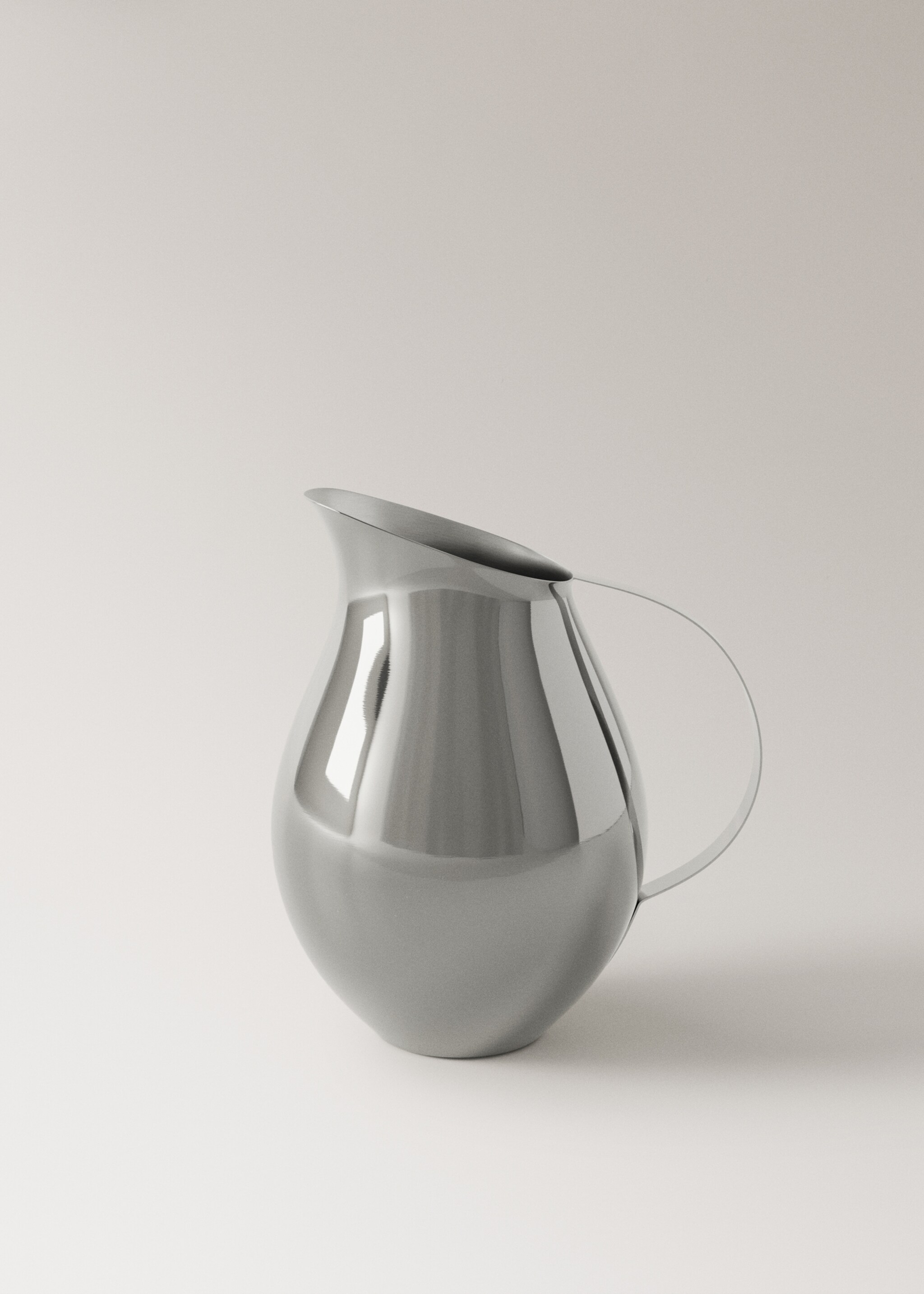 Stainless steel pitcher - Article without model, Silver. Ref: 27082911-00.