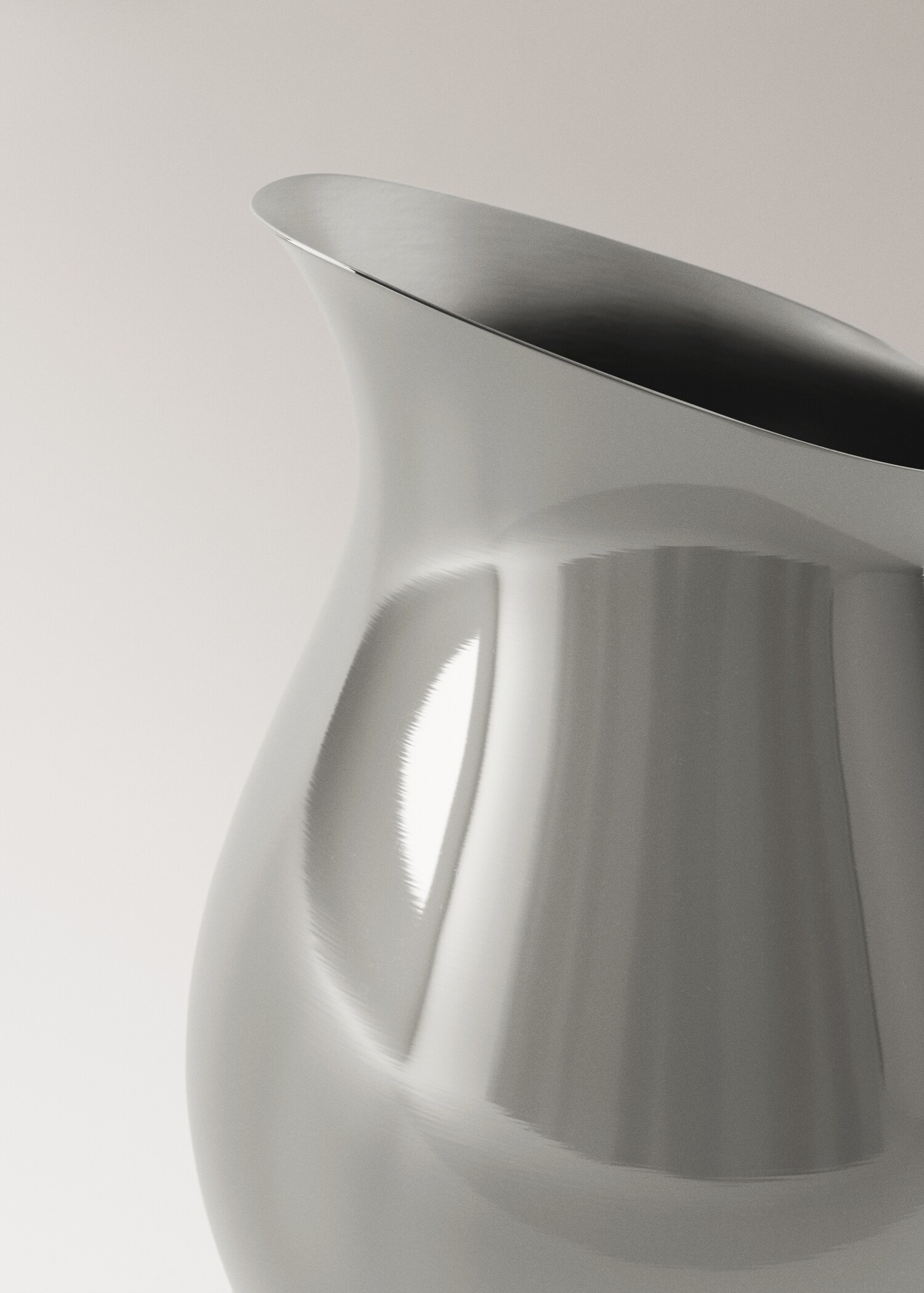 Stainless steel pitcher - Details of the article 2