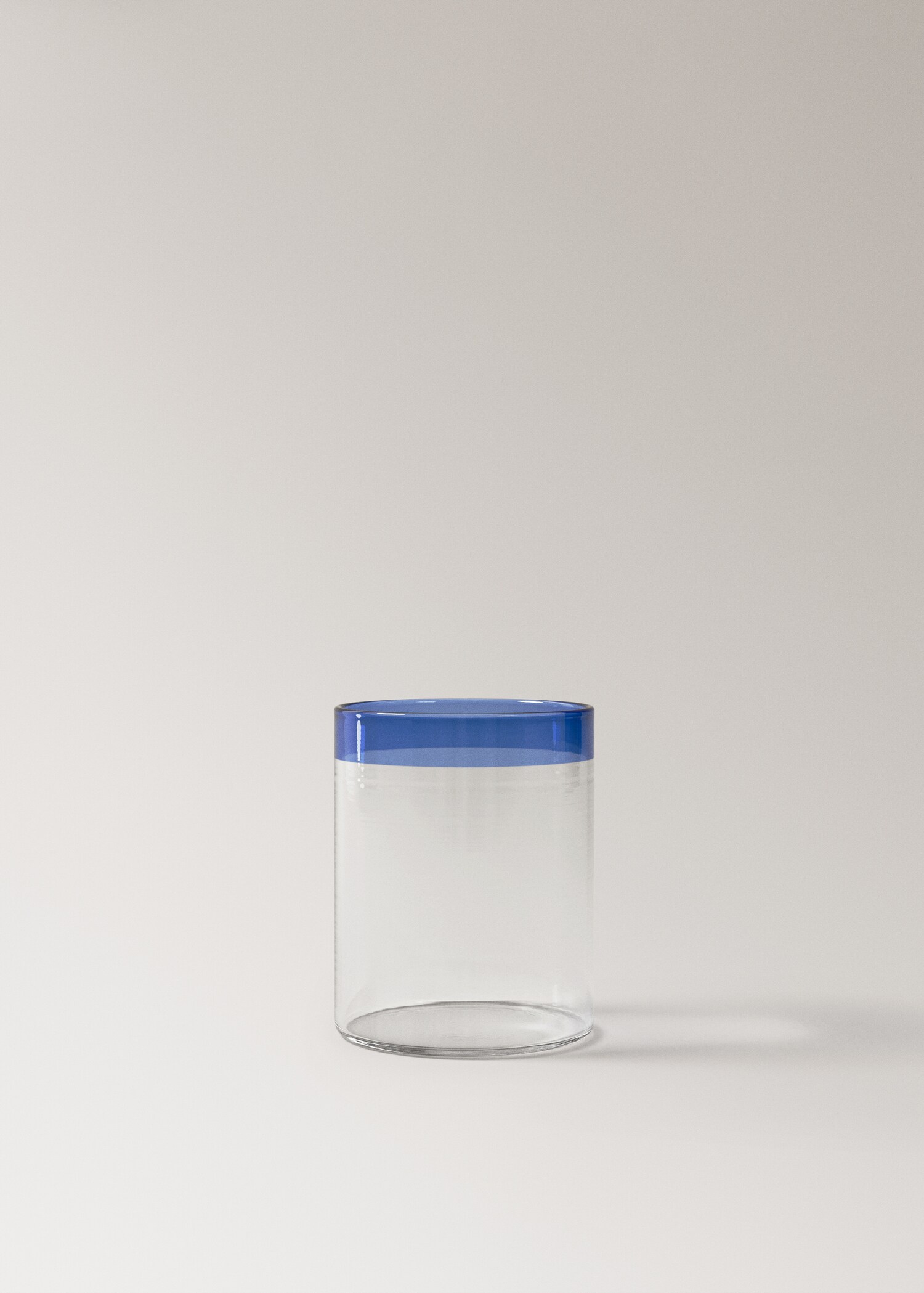 Borosilicate glass with coloured rim - Article without model