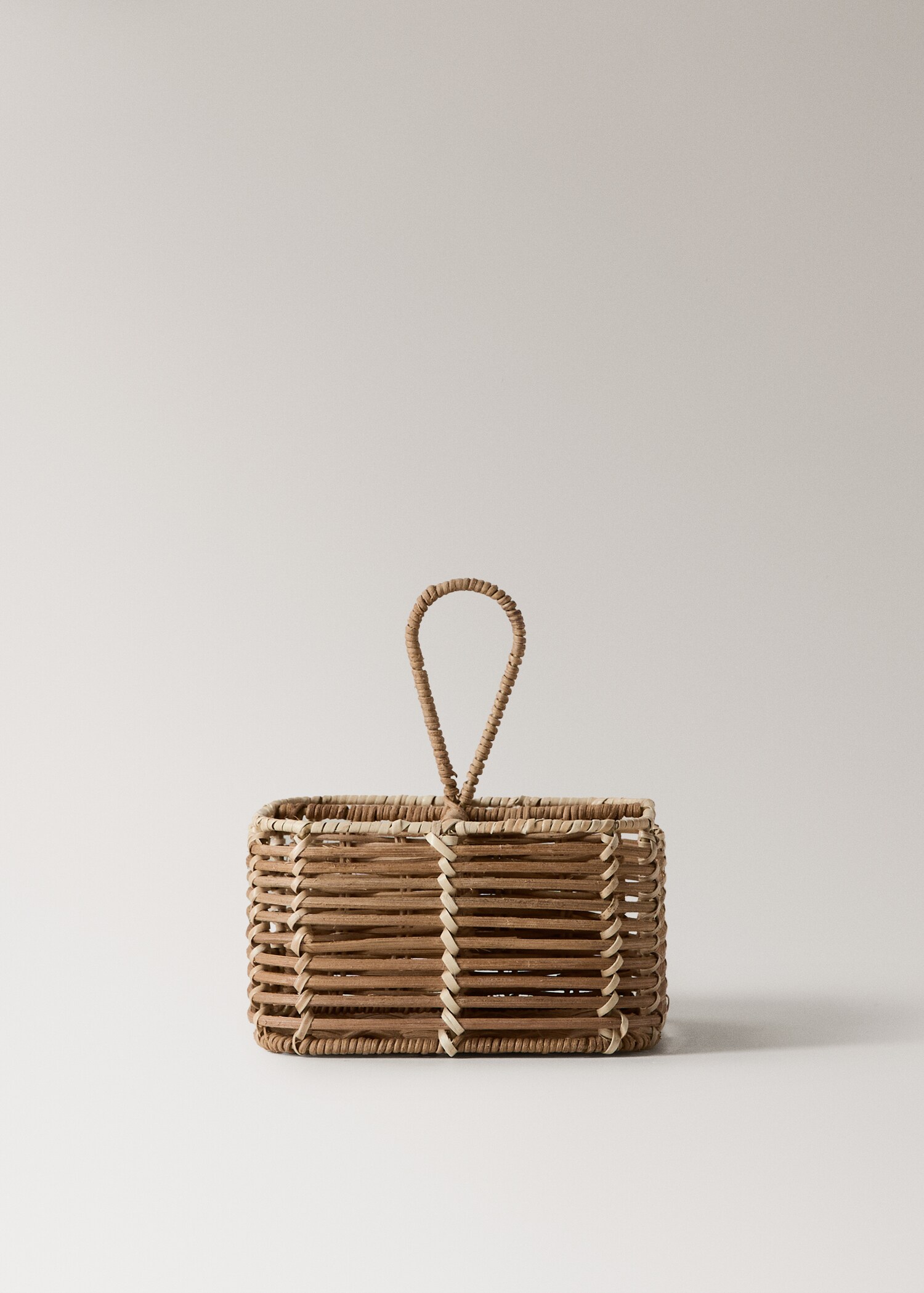 Rattan Cutlery Holder - Article without model