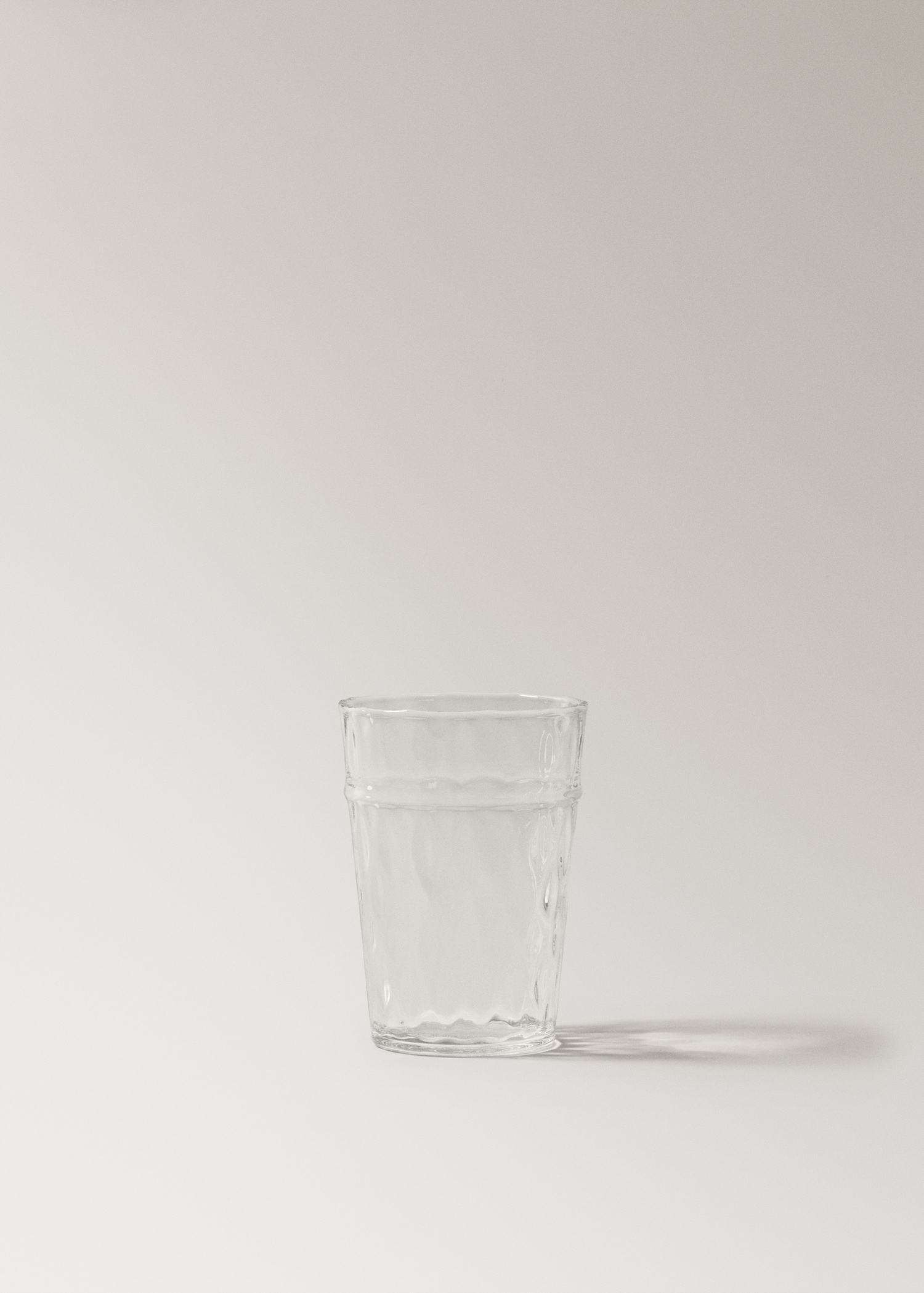 Embossed glass - Article without model
