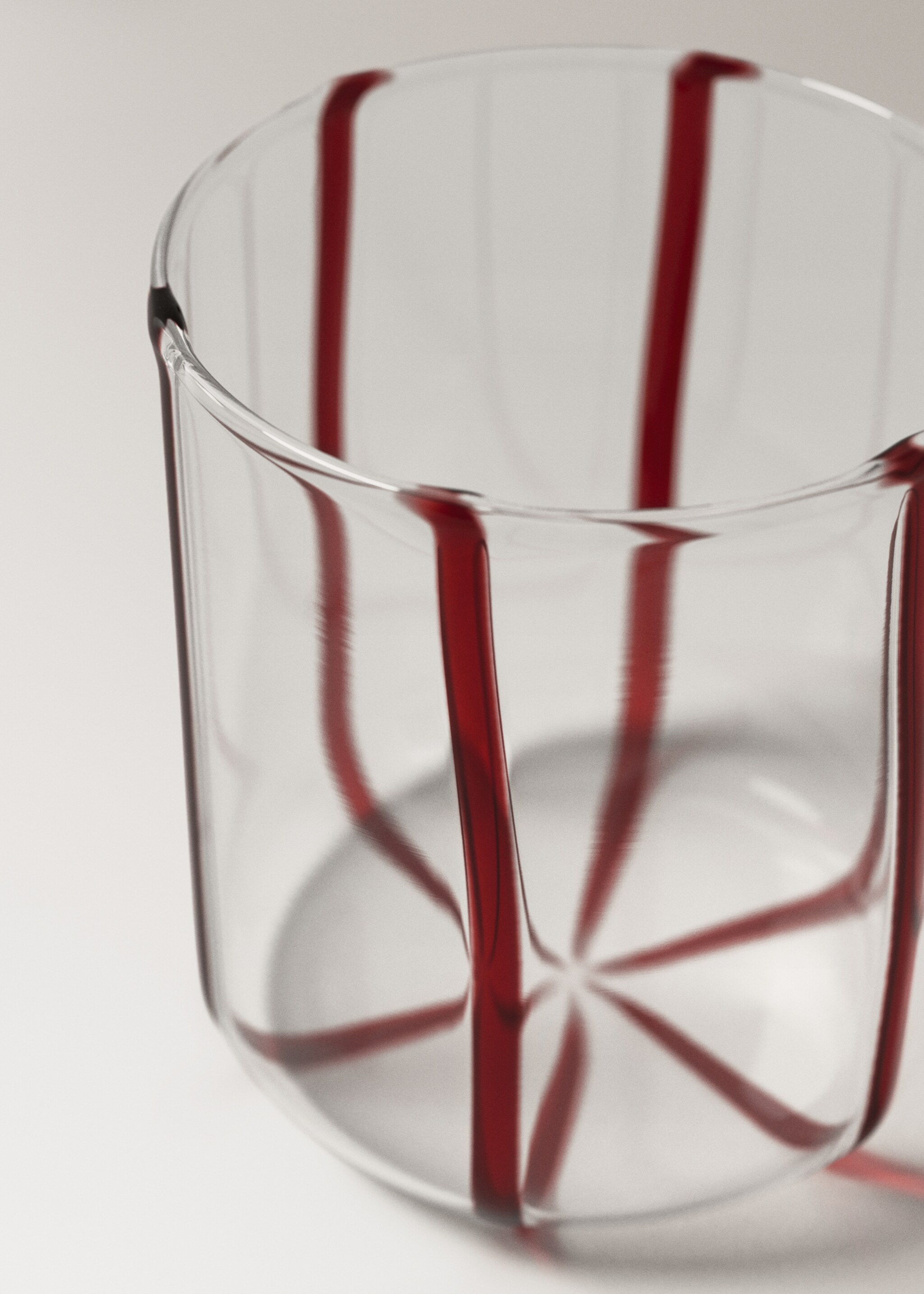 Borosilicate glass vase with irregular stripes - Details of the article 1, Pink. Ref: 27082930-00.