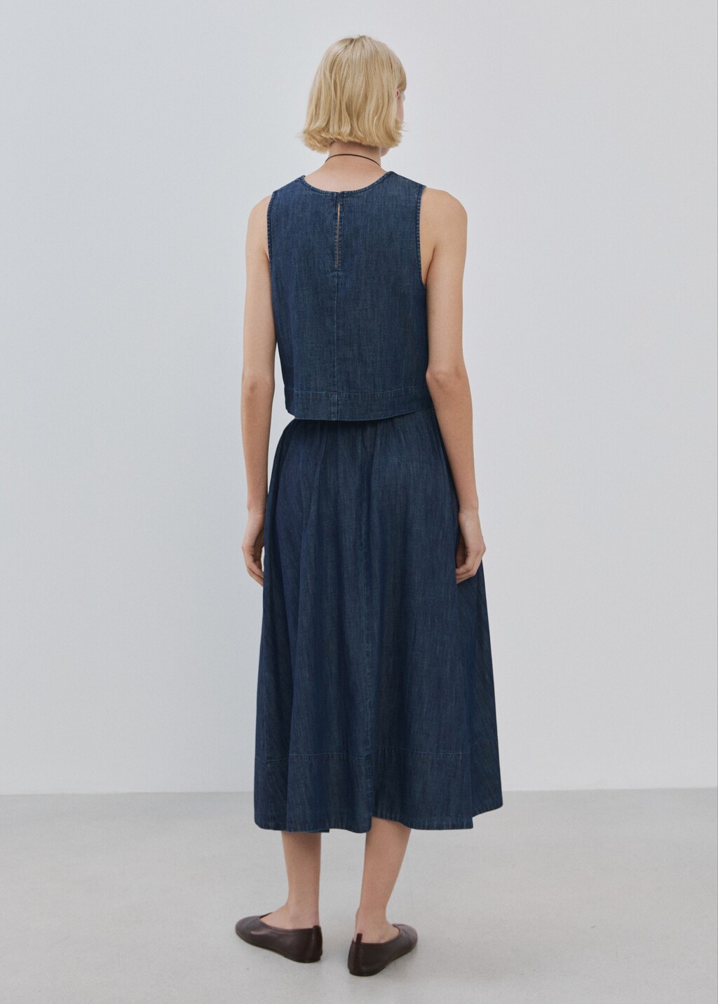 Denim skirt with stitched hem - image 3