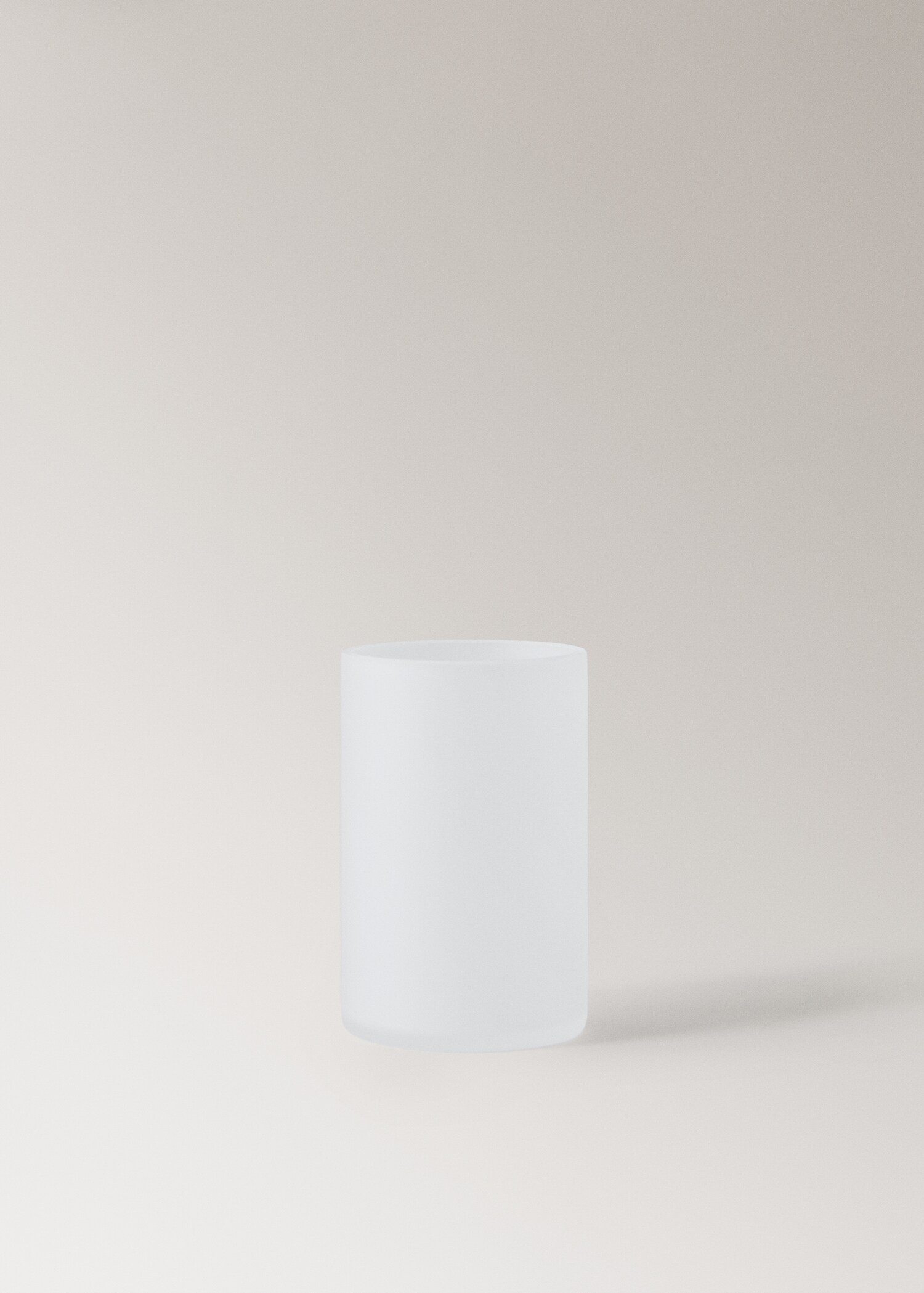 Zahnputzbecher aus mattiertem Glas - Artikel ohne Model