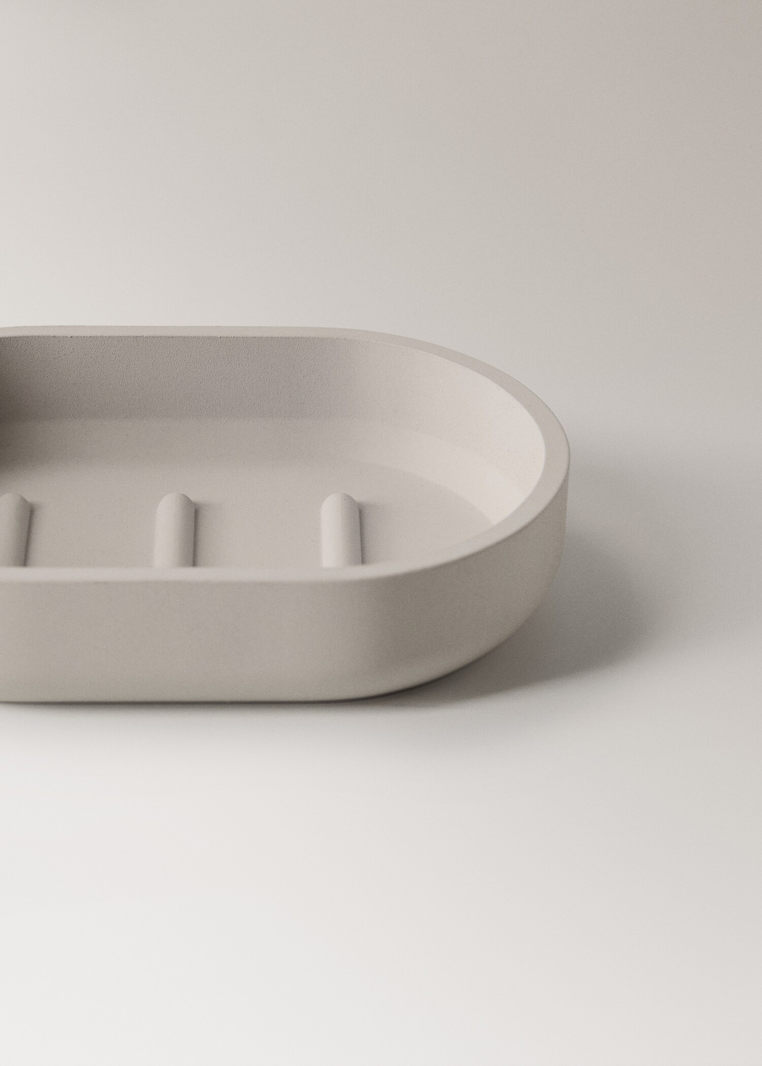 Resin soap dish - Details of the article 1