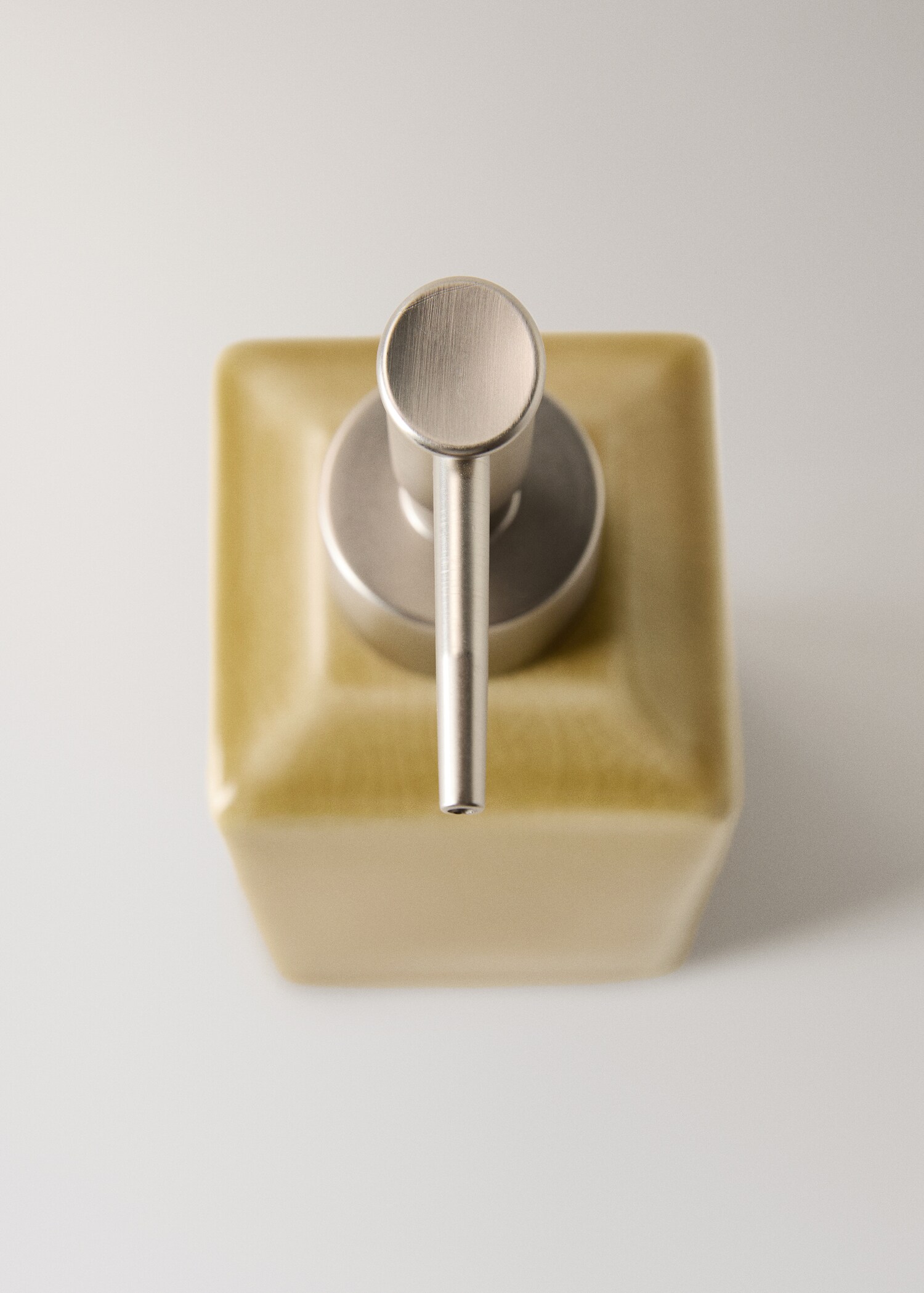 Seifenspender aus Keramik mit Craquelé-Effekt - Detail des Artikels 2