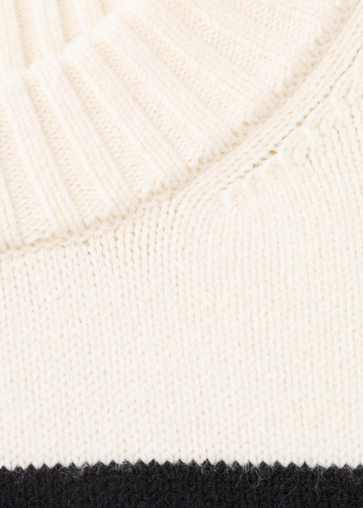 Knit striped sweater - Details of the article 0