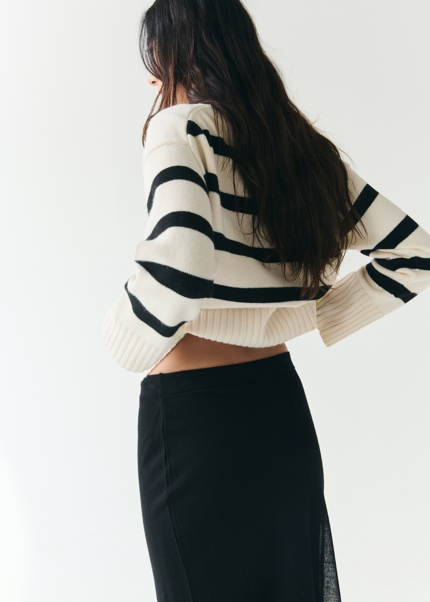 Knit striped sweater - Reverse of the article