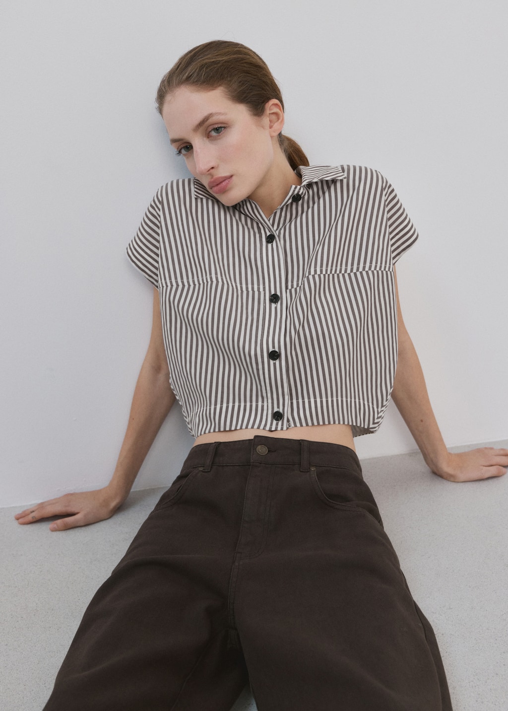 Striped cropped shirt