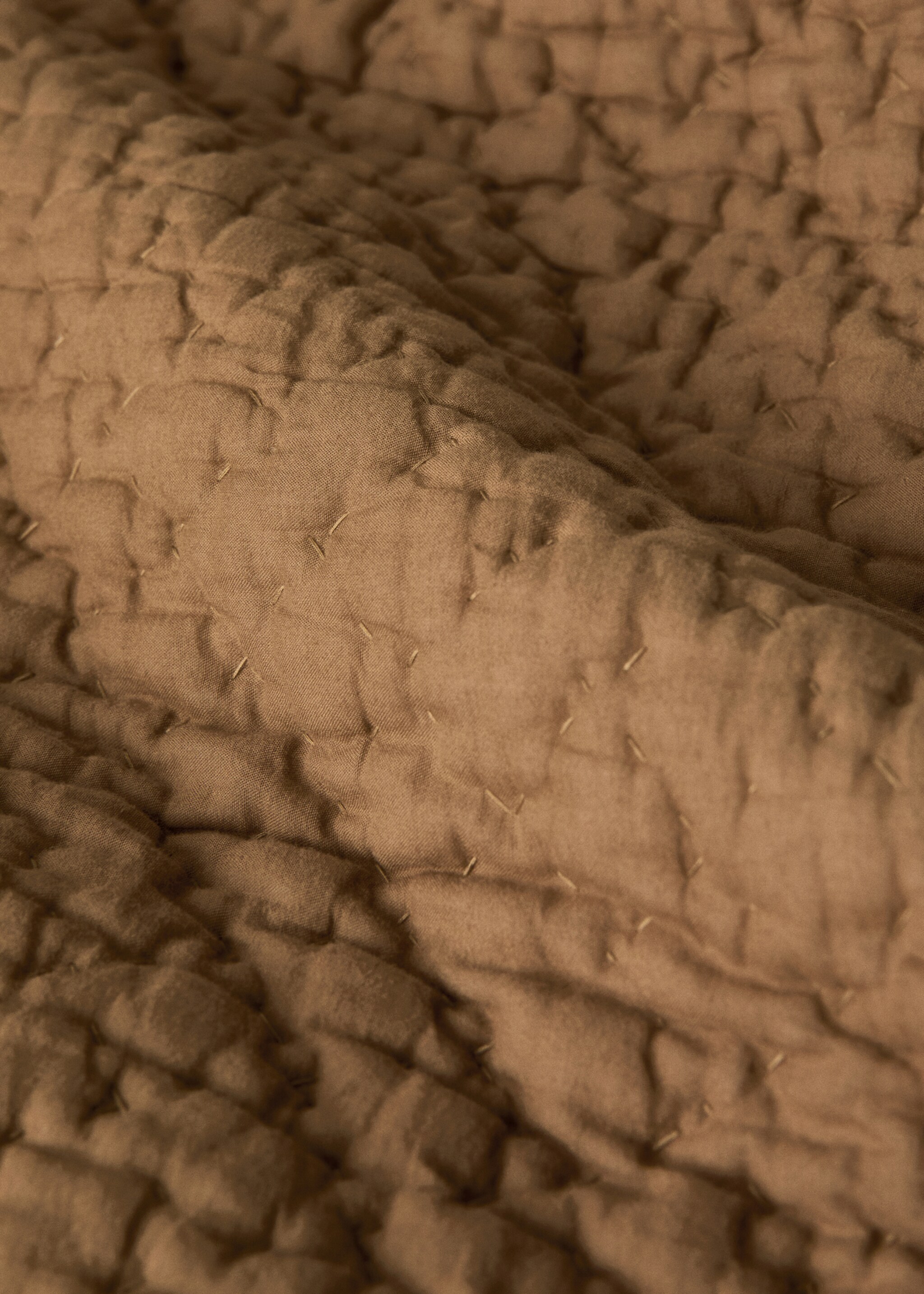 Hand-stitched cotton duvet Bed 130/150 cm - Details of the article 1, Ochre. Ref: 27083297-00.
