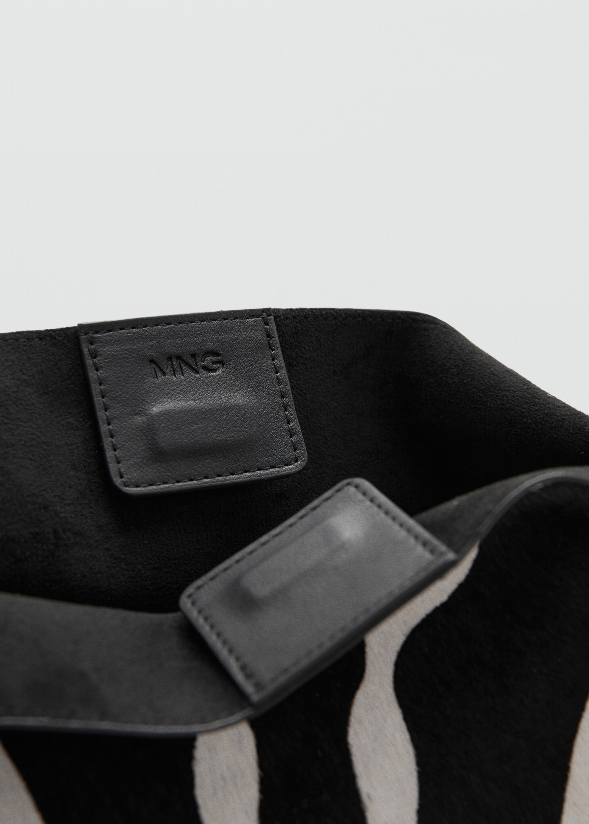 Leather fur tote bag - Details of the article 1, Black. Ref: 27083311-00.