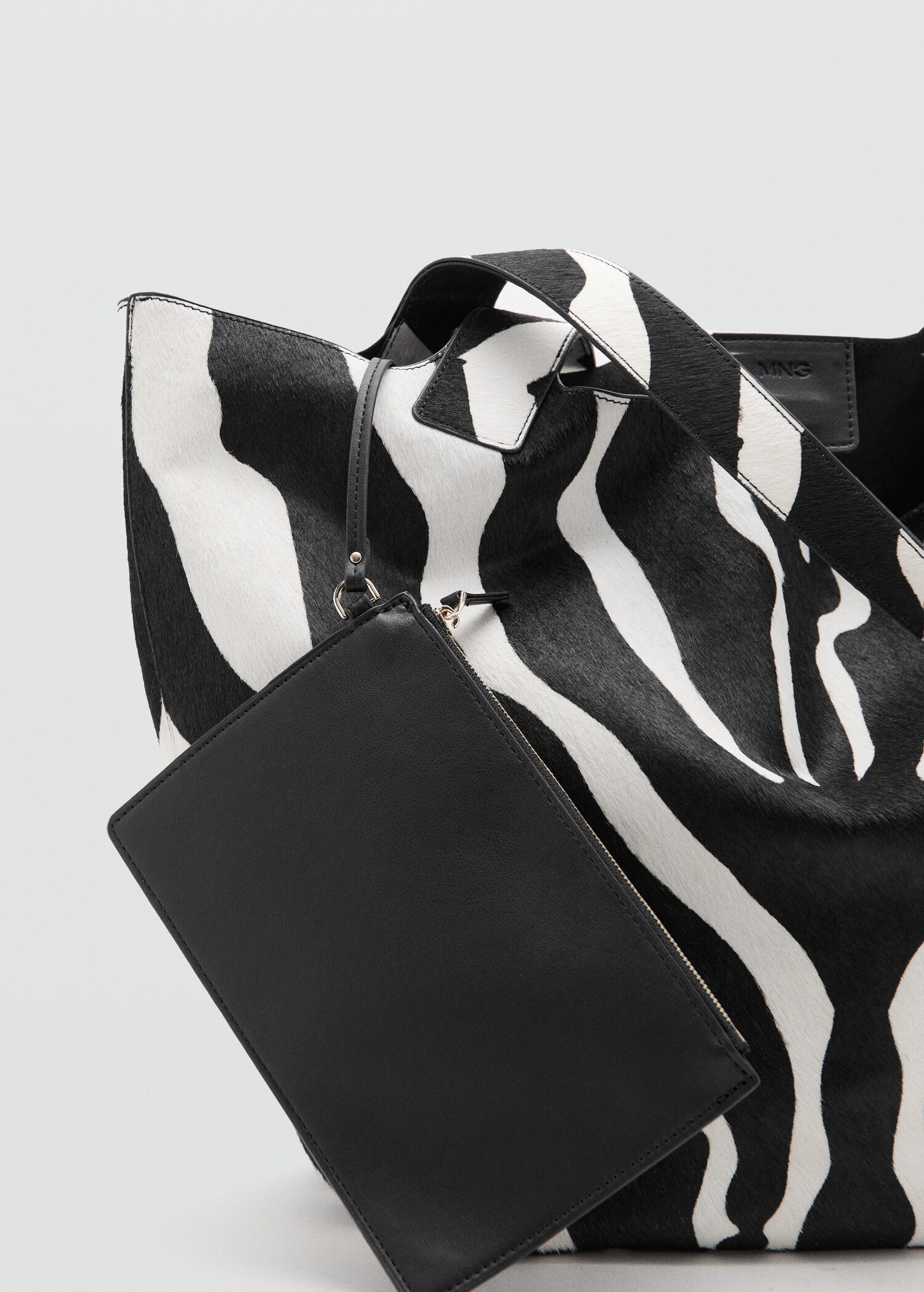 Leather fur tote bag - Details of the article 2