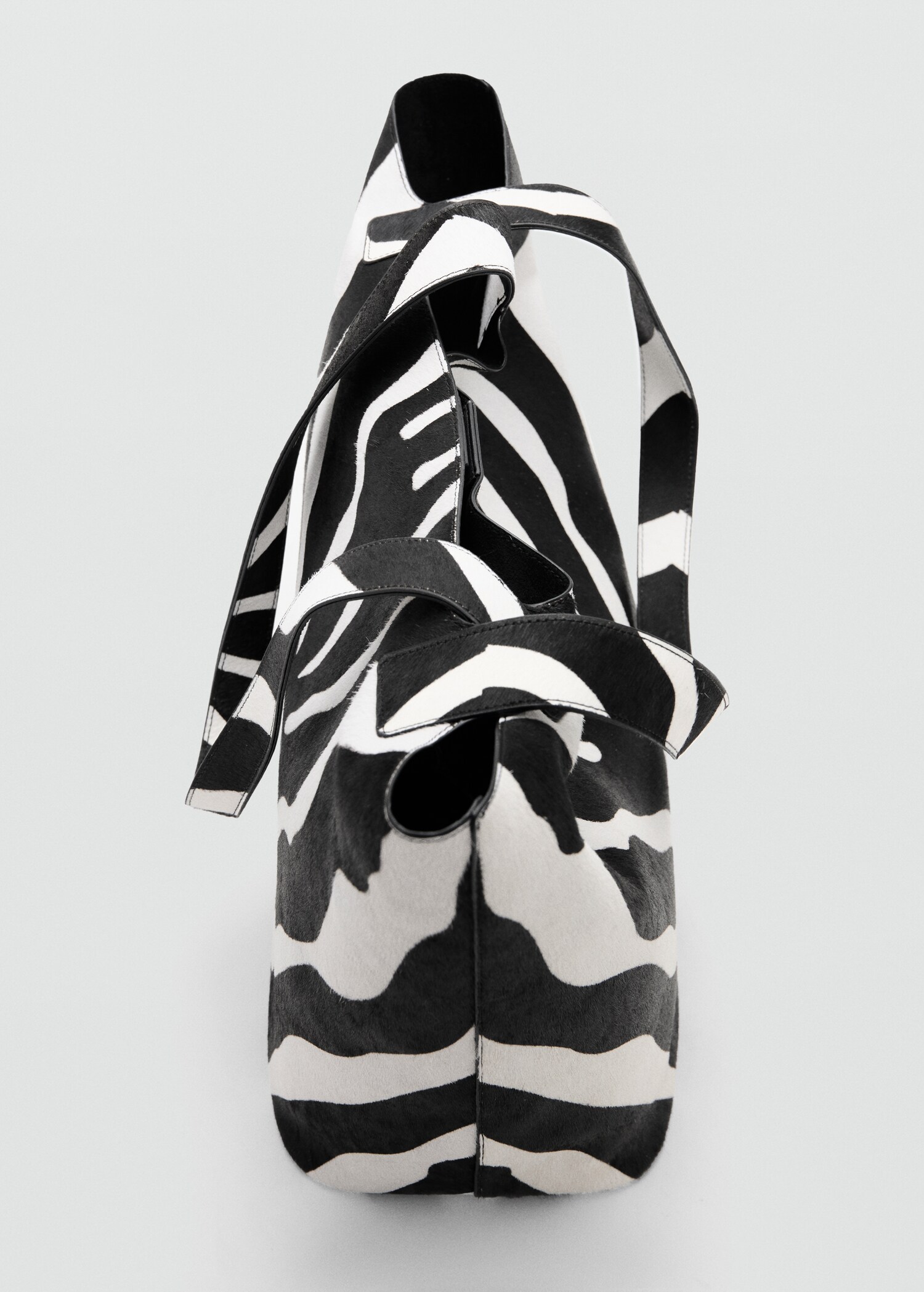 Leather fur tote bag - Details of the article 3