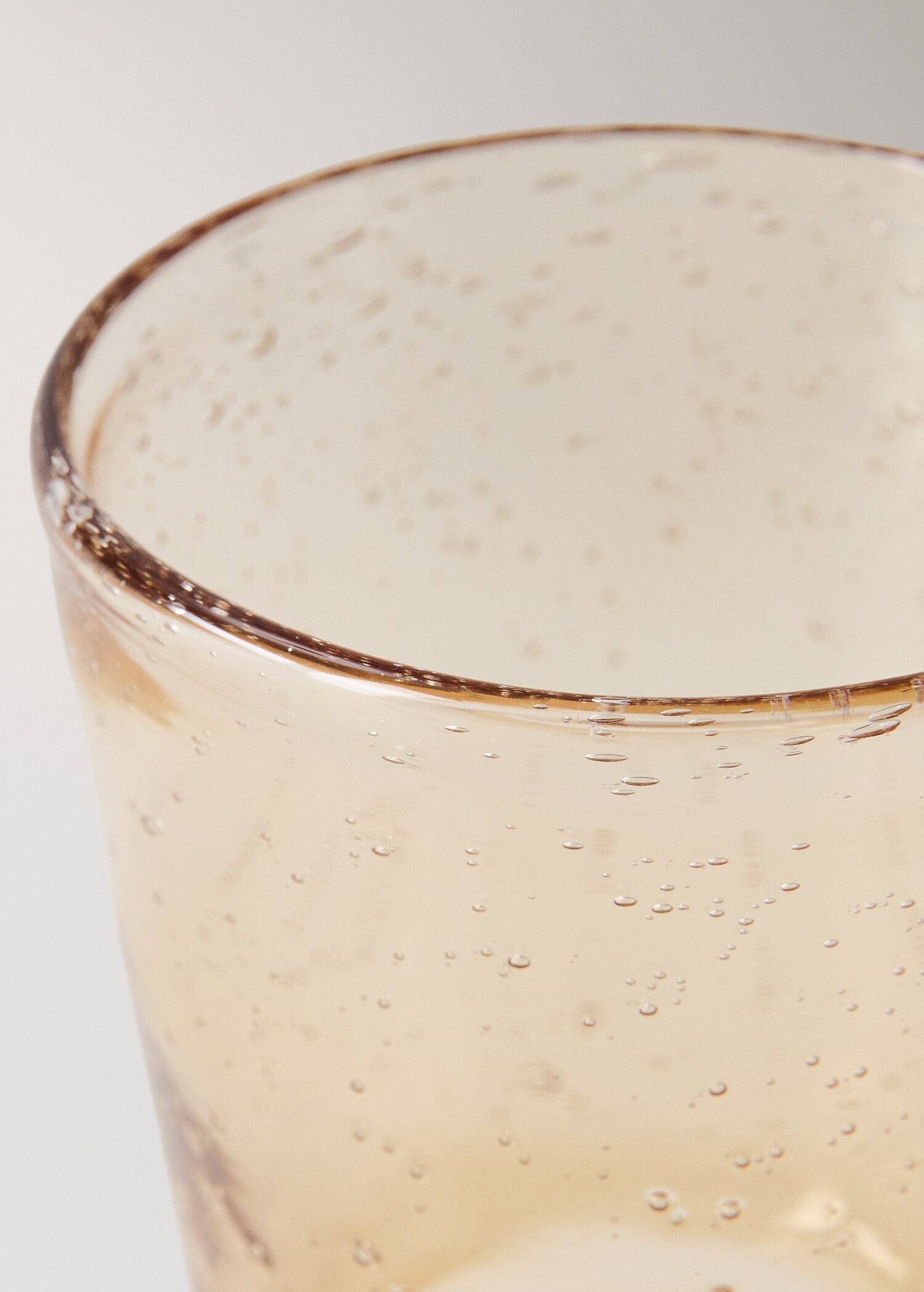 Bubble glass goblet, colour - Details of the article 1