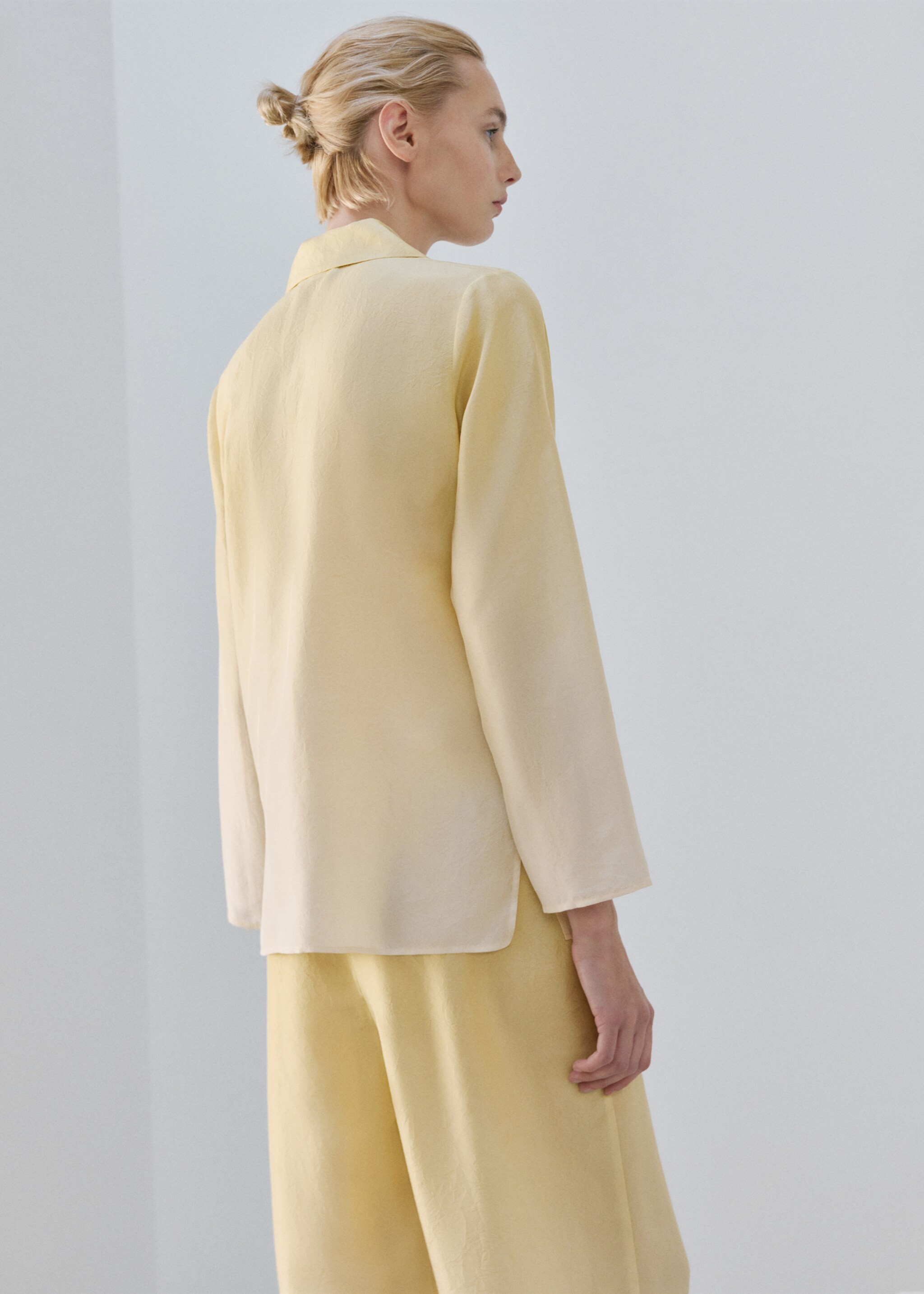 Ombre silk shirt - Reverse of the article, Pastel Yellow. Ref: 27083313-00.