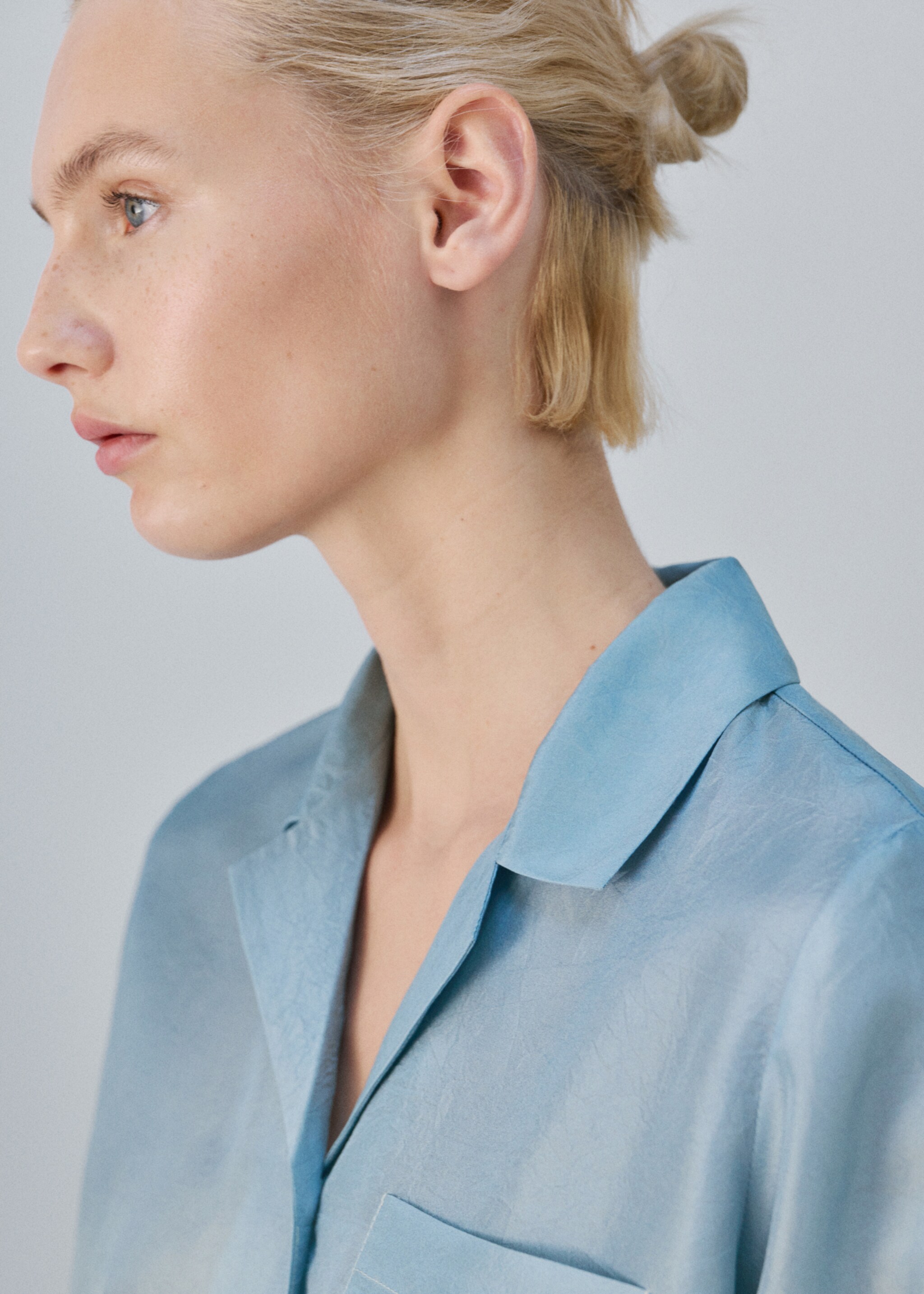 Camisa seda degradat - Detall de l'article 1, Blau. Ref: 27083313-00.