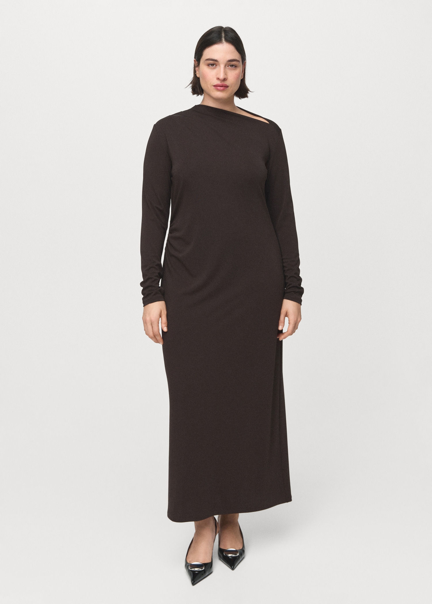 Kleid mit U-Boot-Ausschnitt und Raffungen - Detail des Artikels 3