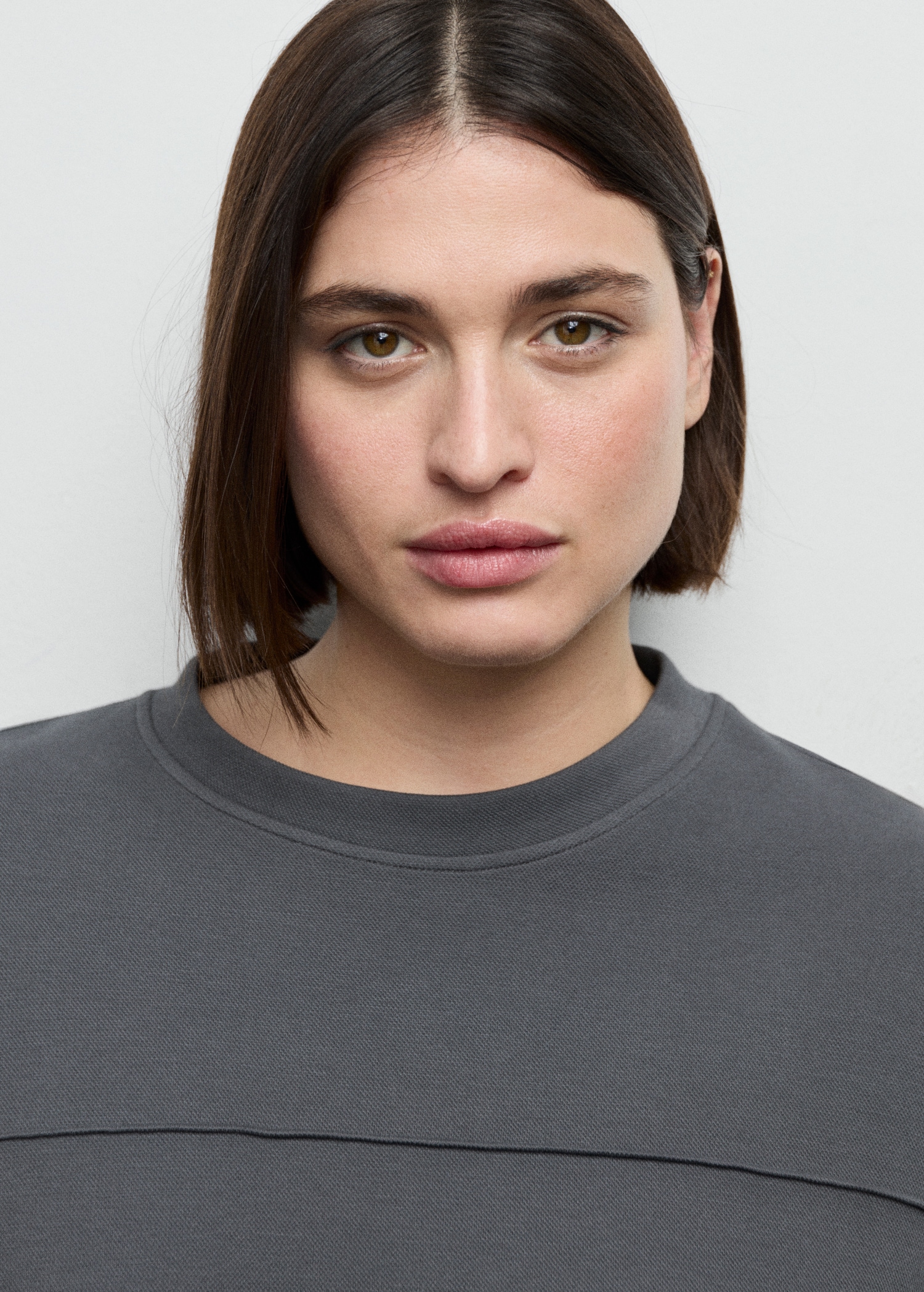 Ruched sleeve sweatshirt - Details of the article 4