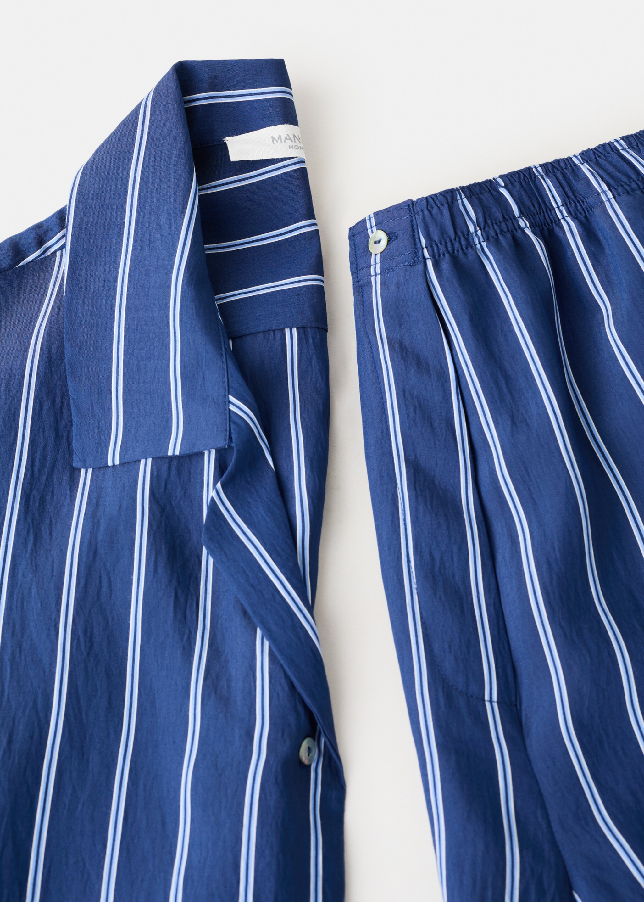 Chemise de pyjama à rayures avec poche avant - Détail de l'article 0, Bleu indigo. Ref: 27083320-00.