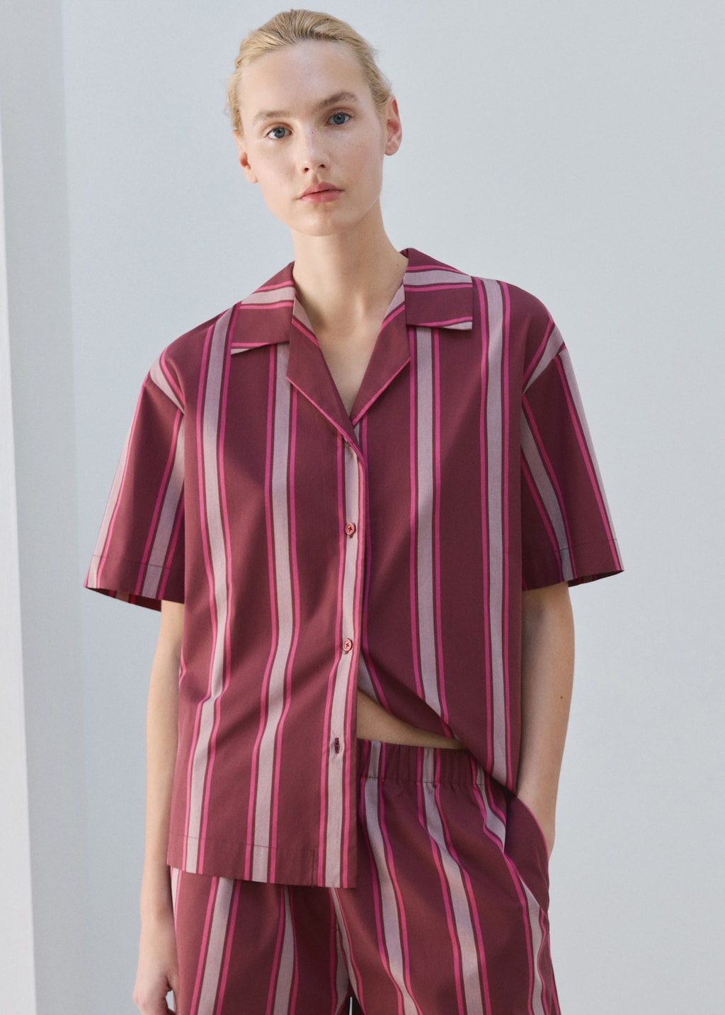 Short-sleeve striped pajama shirt