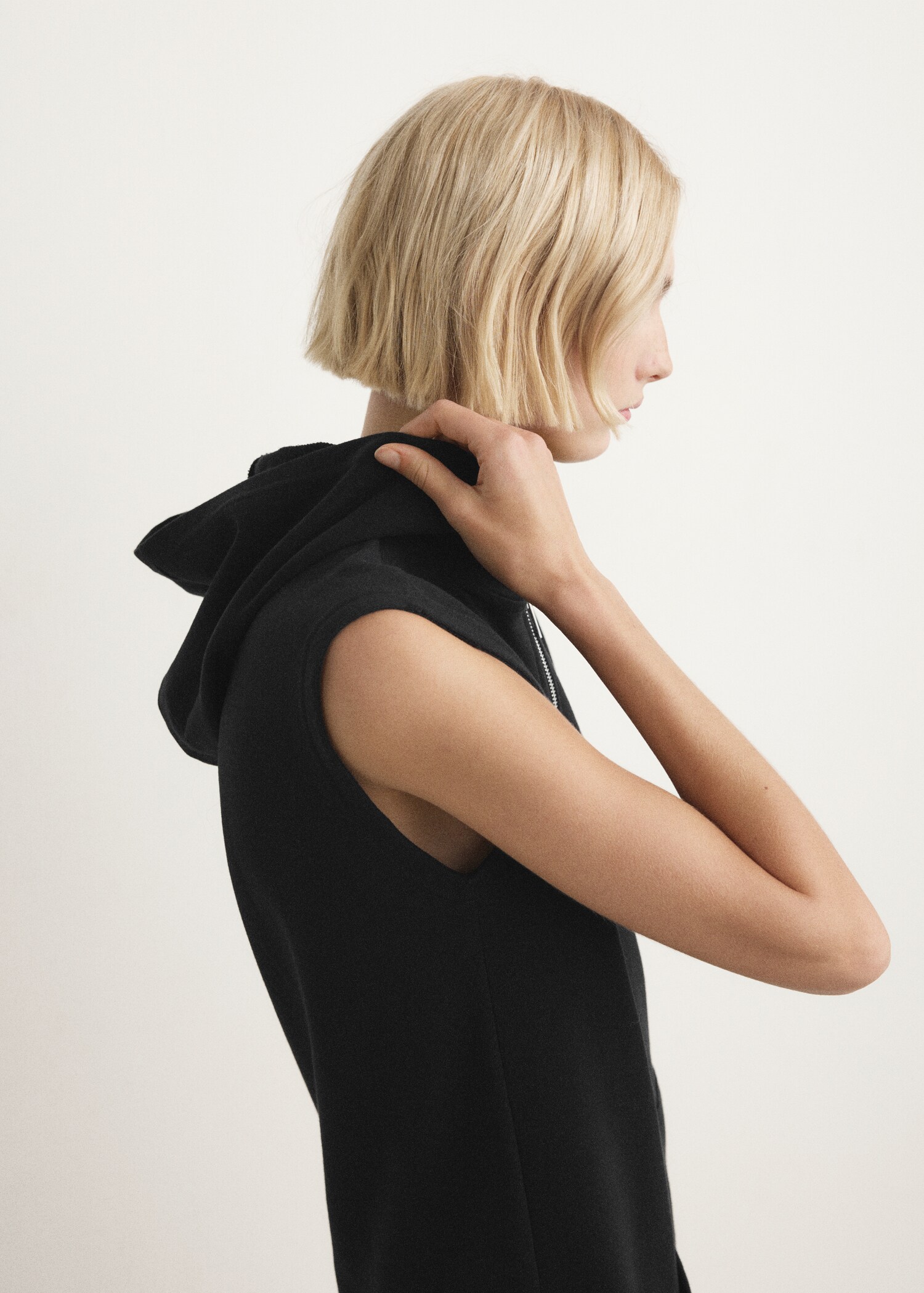 Chemise de nuit courte avec capuche et zip - Détail de l'article 1