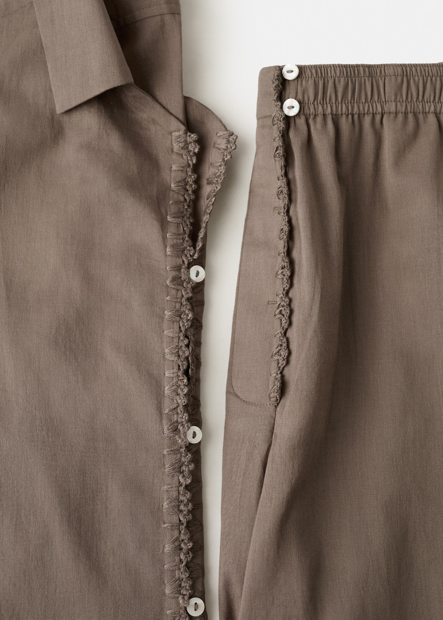 Two-piece cotton pyjamas - Details of the article 0