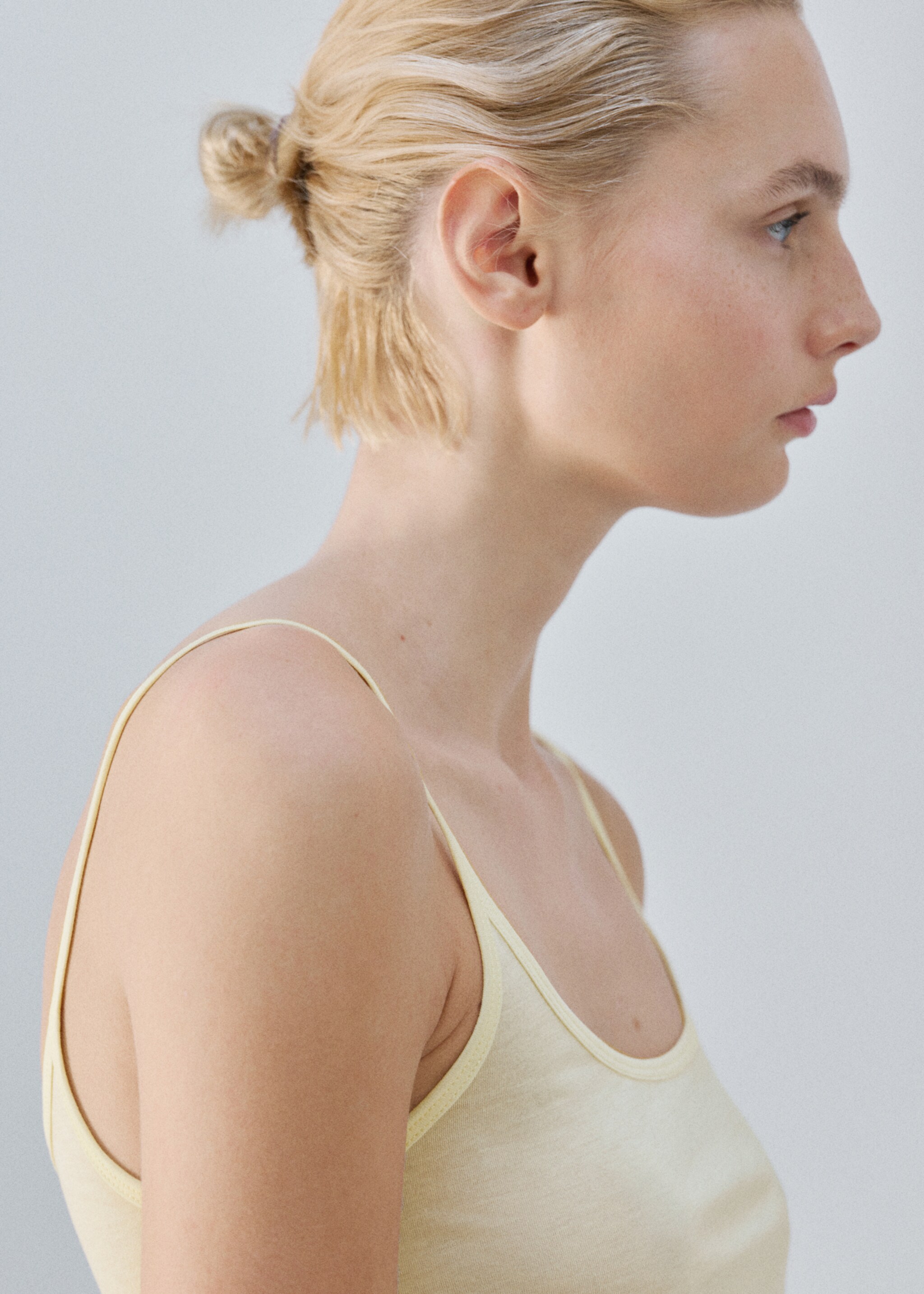 Micromodal tank top - Details of the article 1, Pastel Yellow. Ref: 27083338-00.