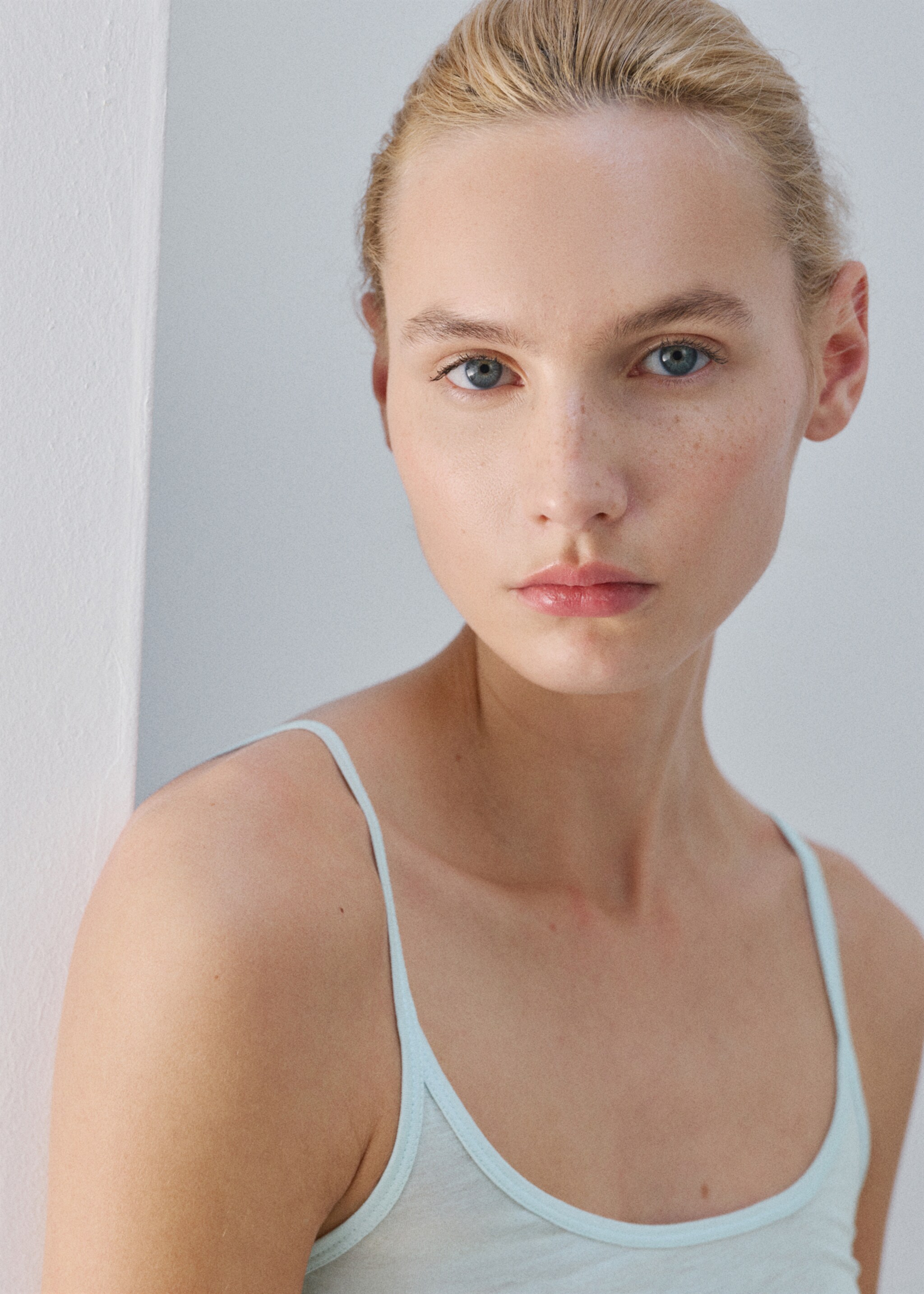 Micromodal tank top - Details of the article 1, Blue. Ref: 27083338-00.