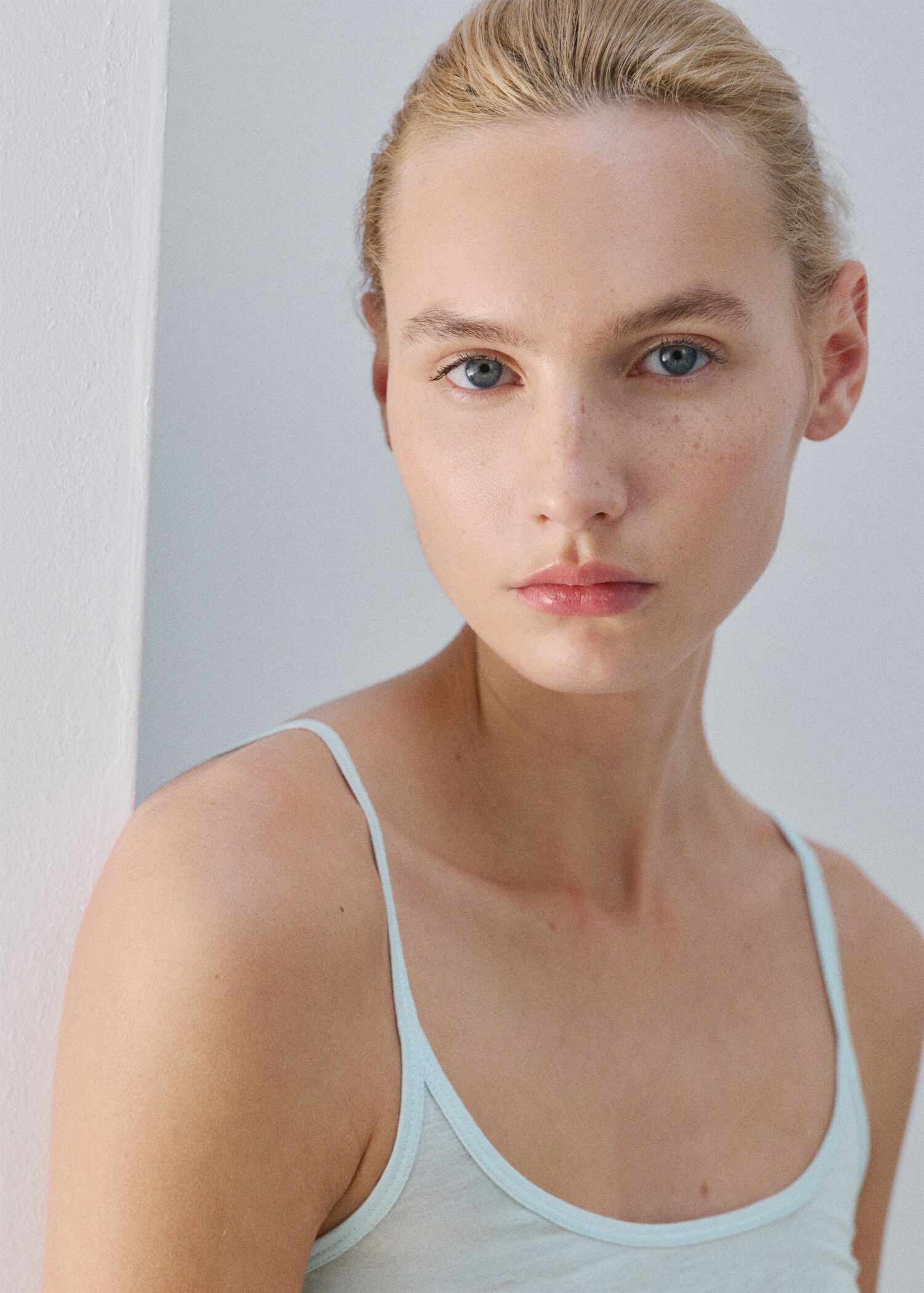 Micromodal tank top - Details of the article 1