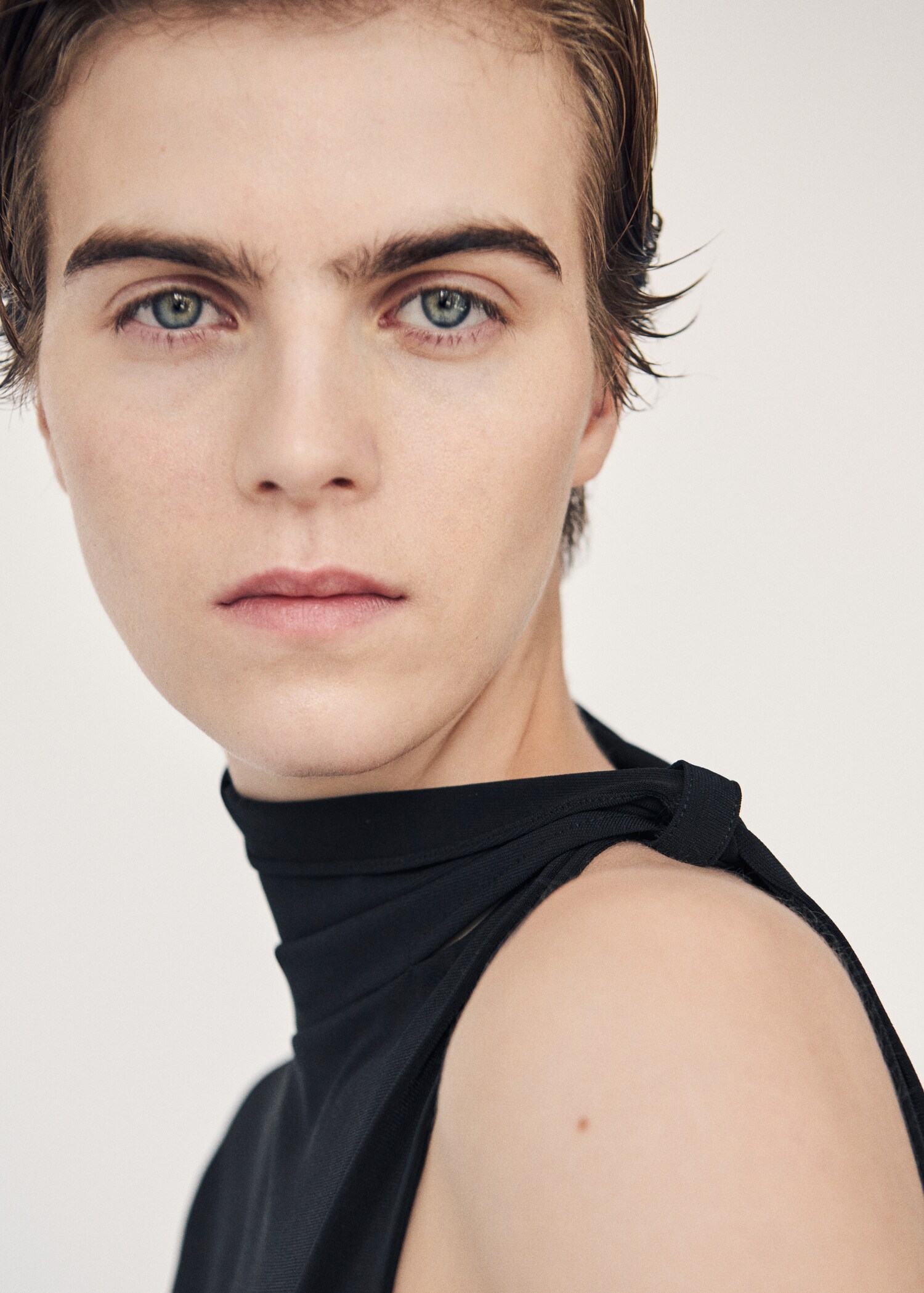 Camiseta de manga comprida assimétrica - Pormenor do artigo 6