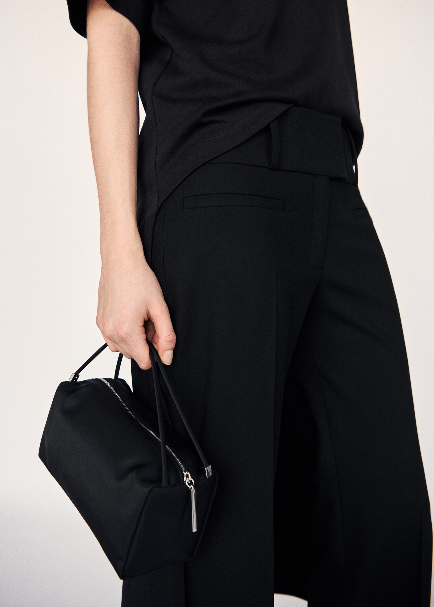 Pantalon droit à passants - Plan moyen