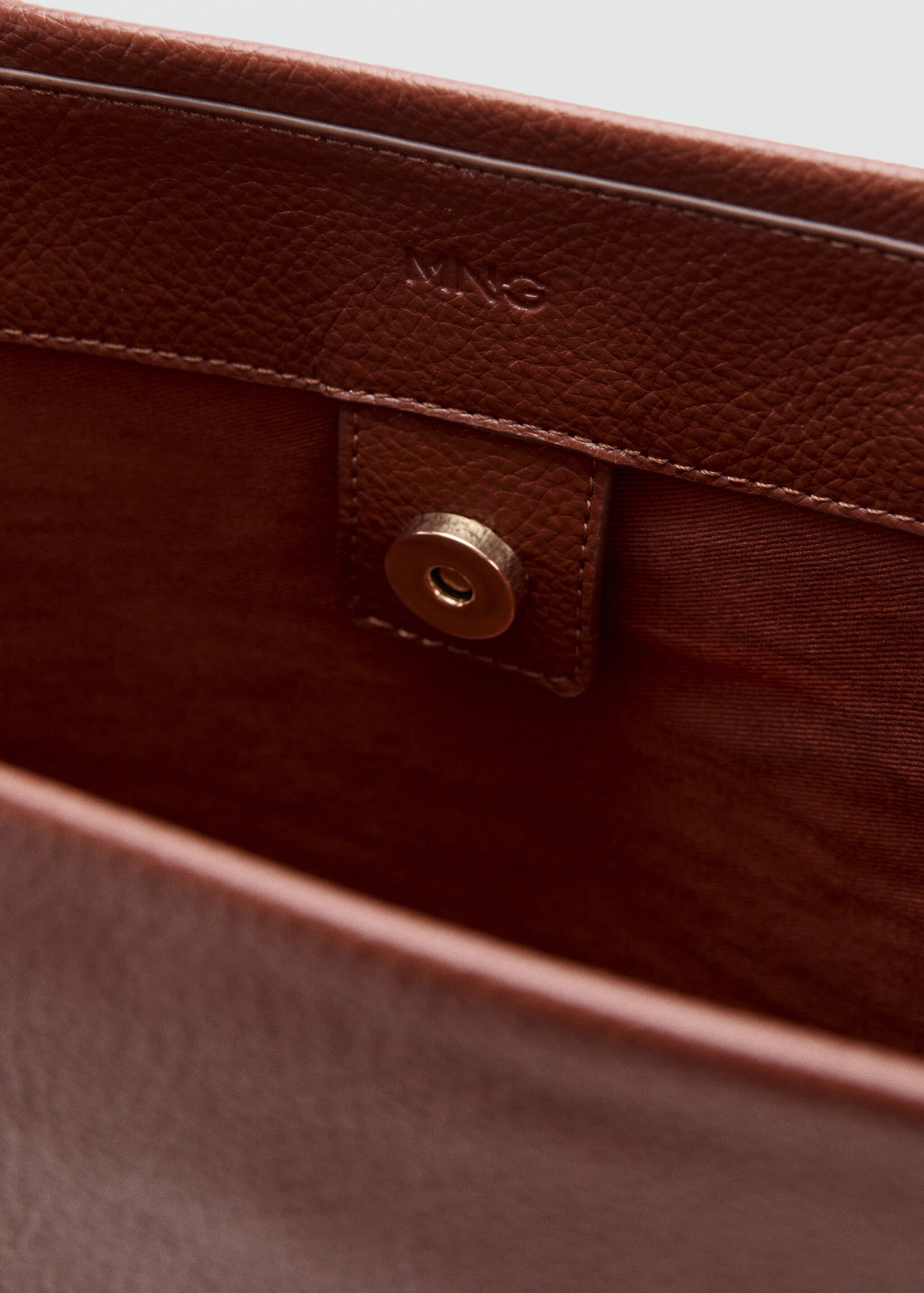 Shopper bag with handles - Details of the article 2, Leather. Ref: 27083726-00.