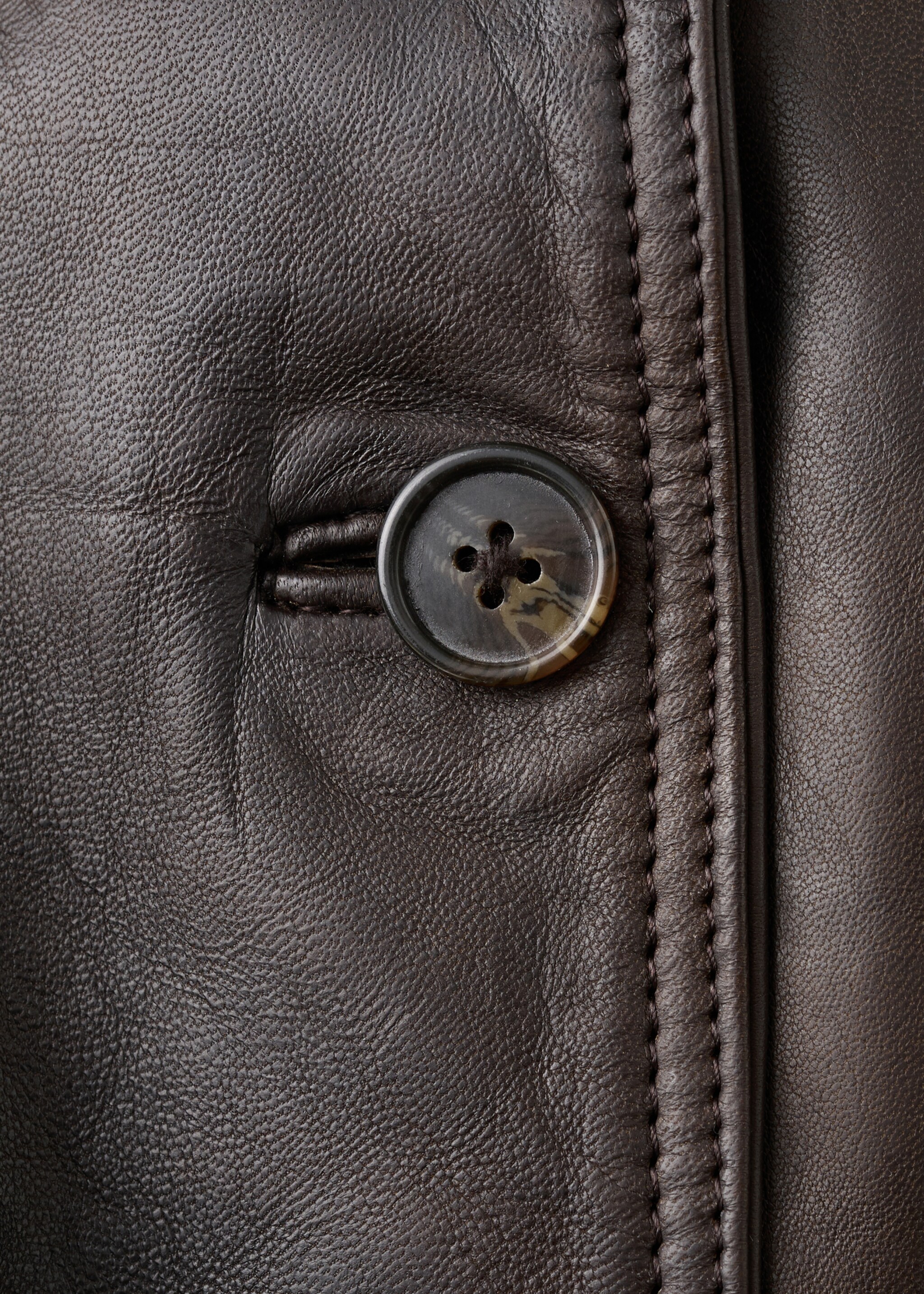 Oversize leather biker - Details of the article 8, Brown. Ref: 27084044-00.