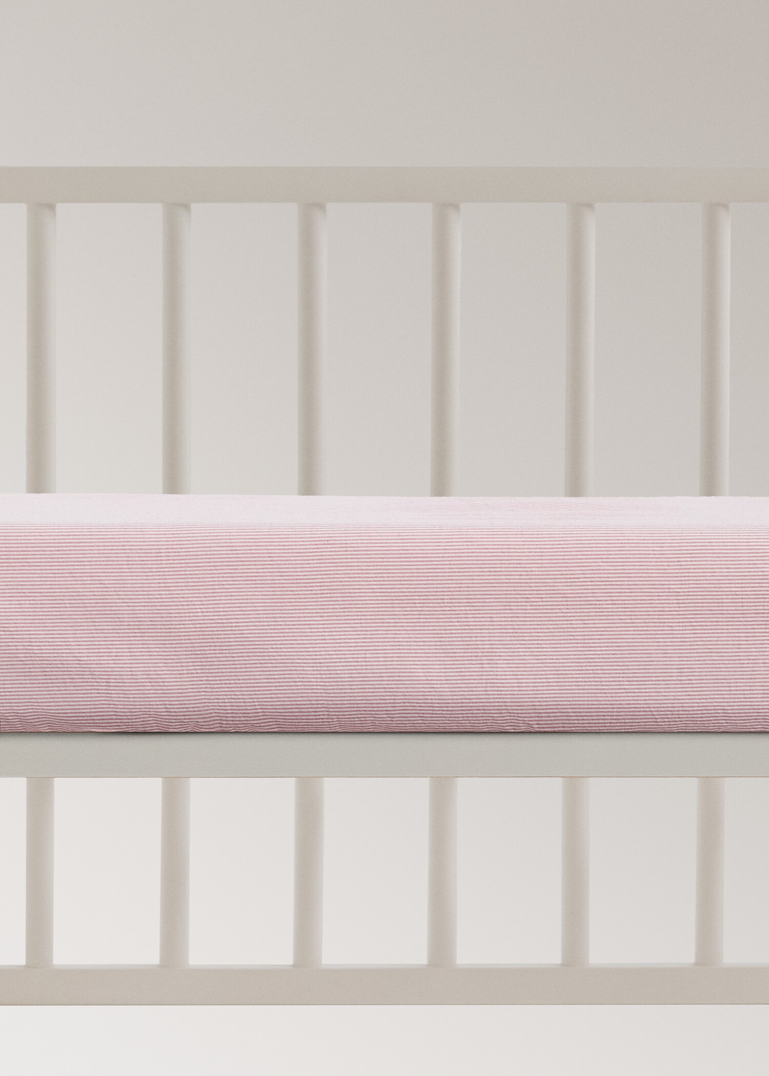 Cot bed fitted sheet with fine striped yarn-dyed cotton - Article without model